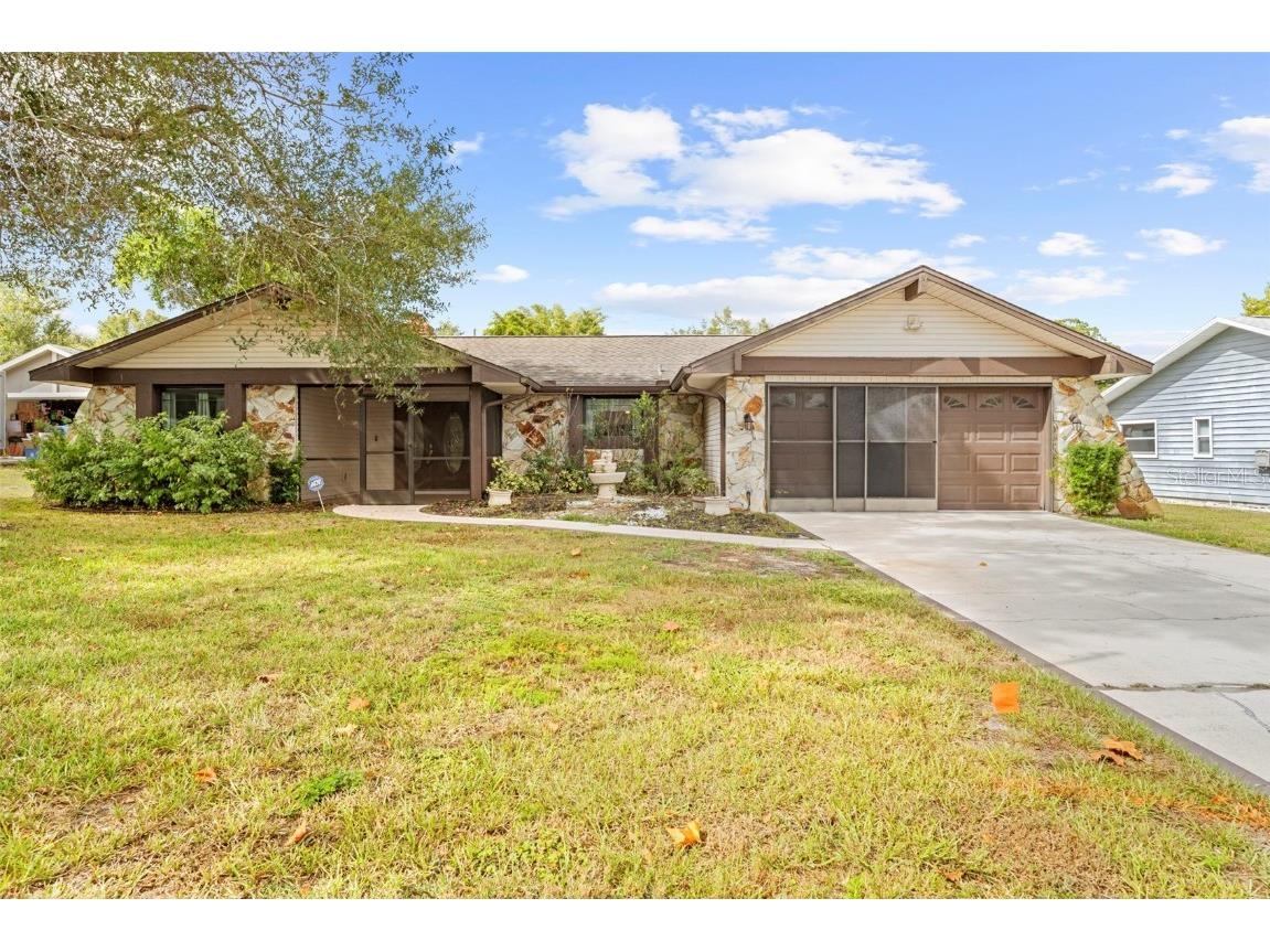 7401 Galloway Road Weeki Wachee FL 34613 TB8433772 image1