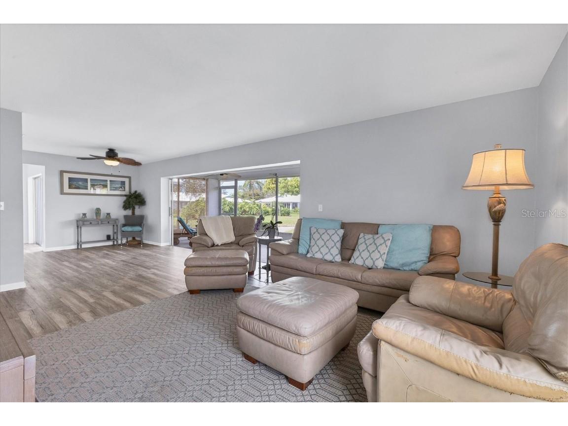 7402 8th Avenue W Bradenton FL 34209 A4642939 image9