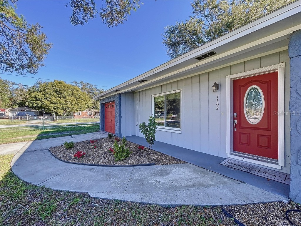 7402 Capitano Street Riverview FL 33578 A4631370 image1