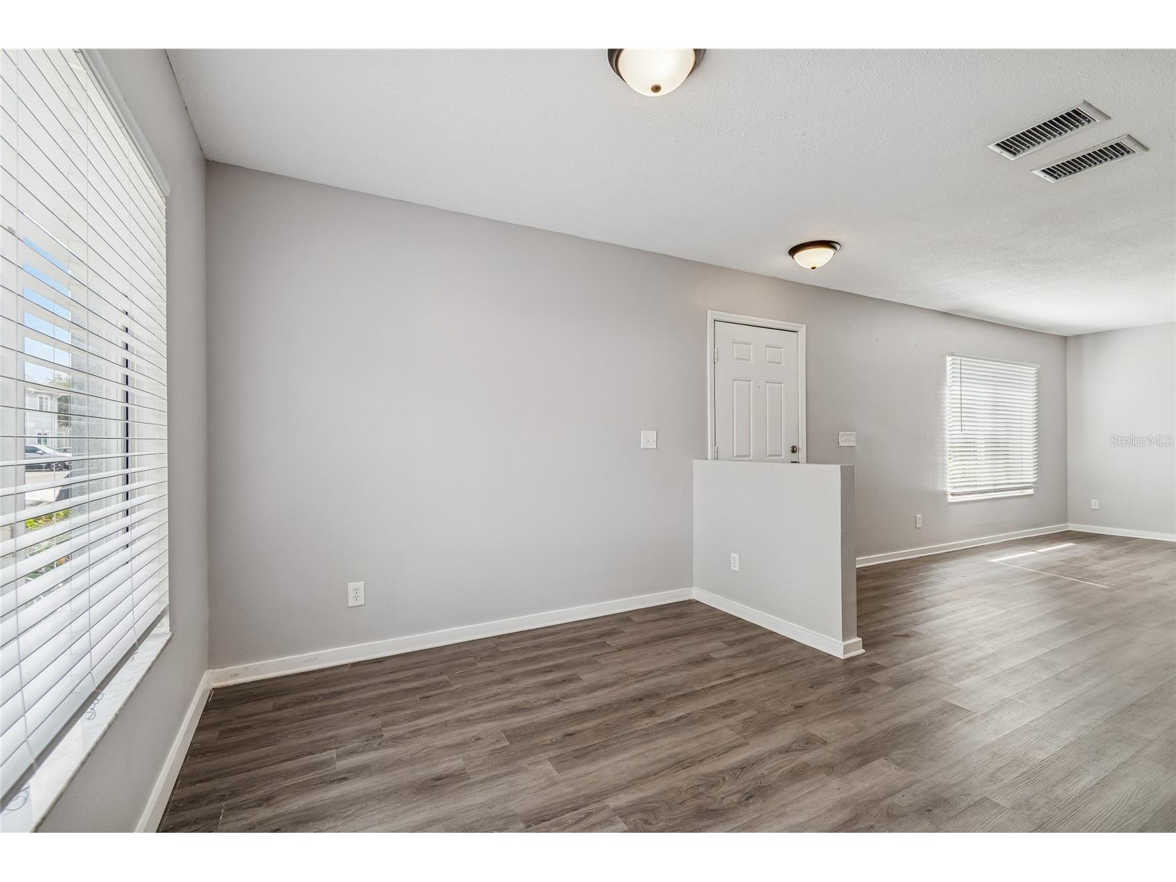 7402 E Bank Drive Tampa FL 33617 TB8479000 image13
