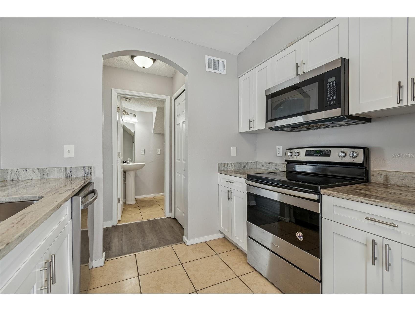 7402 E Bank Drive Tampa FL 33617 TB8479000 image22
