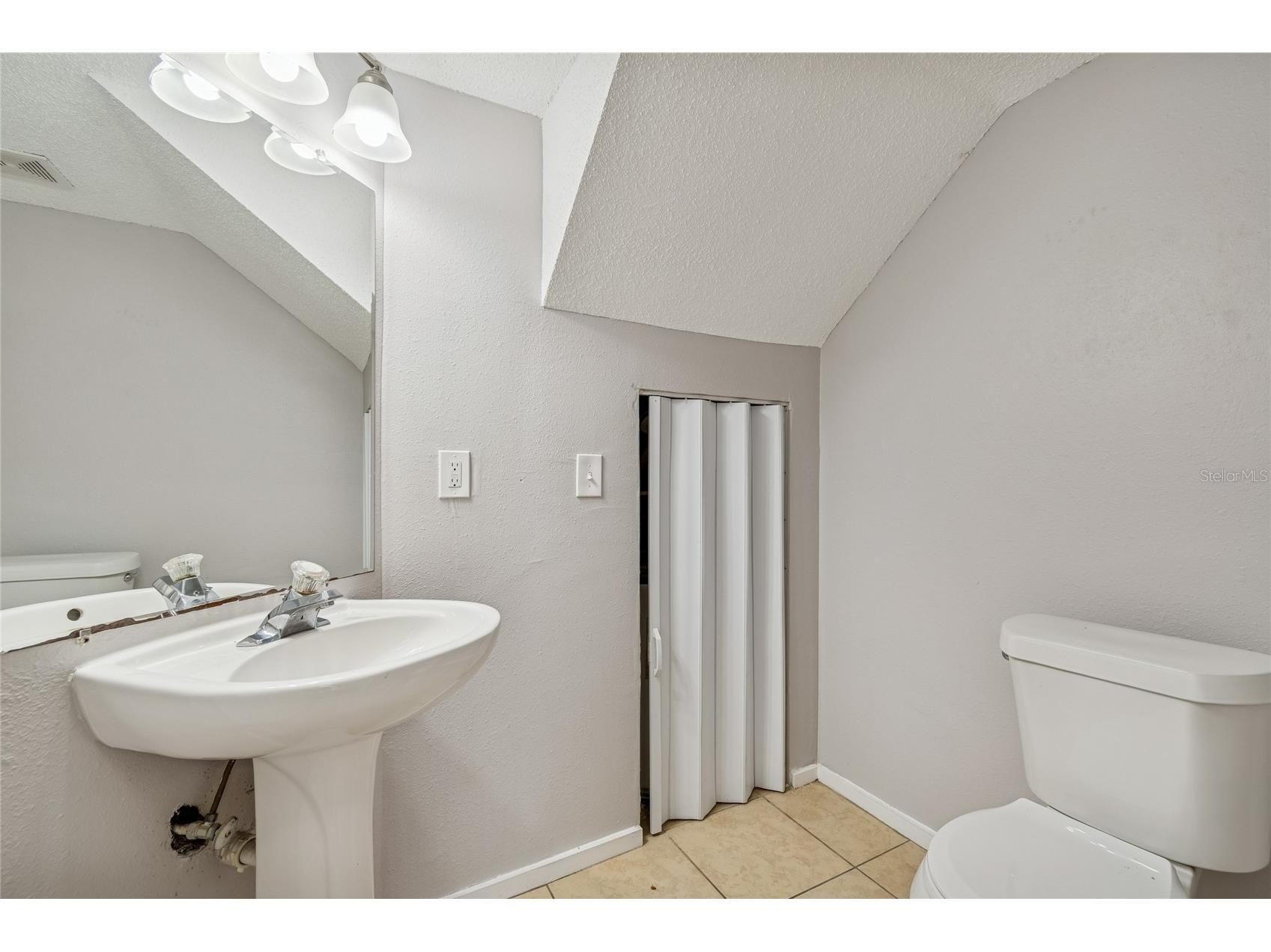 7402 E Bank Drive Tampa FL 33617 TB8479000 image23