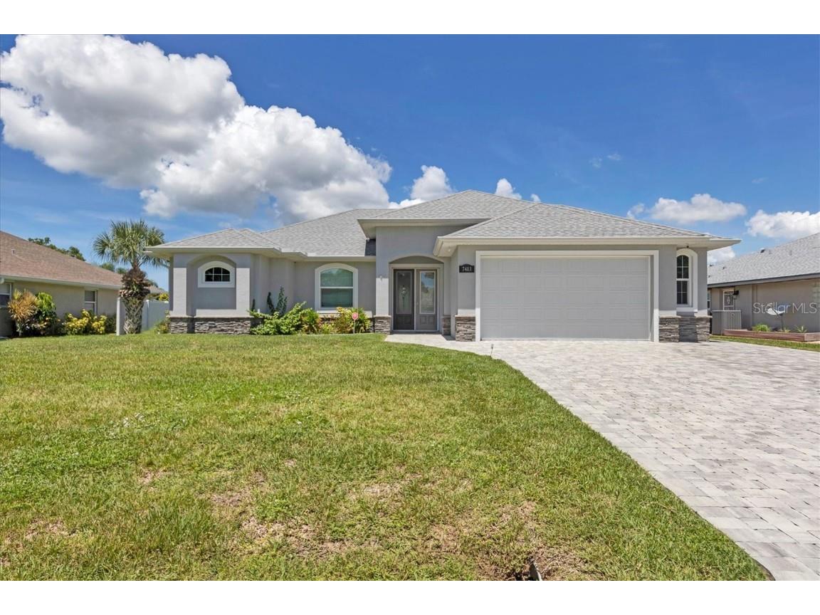 7403 Snow Drive Englewood FL 34224 D6127720 image1