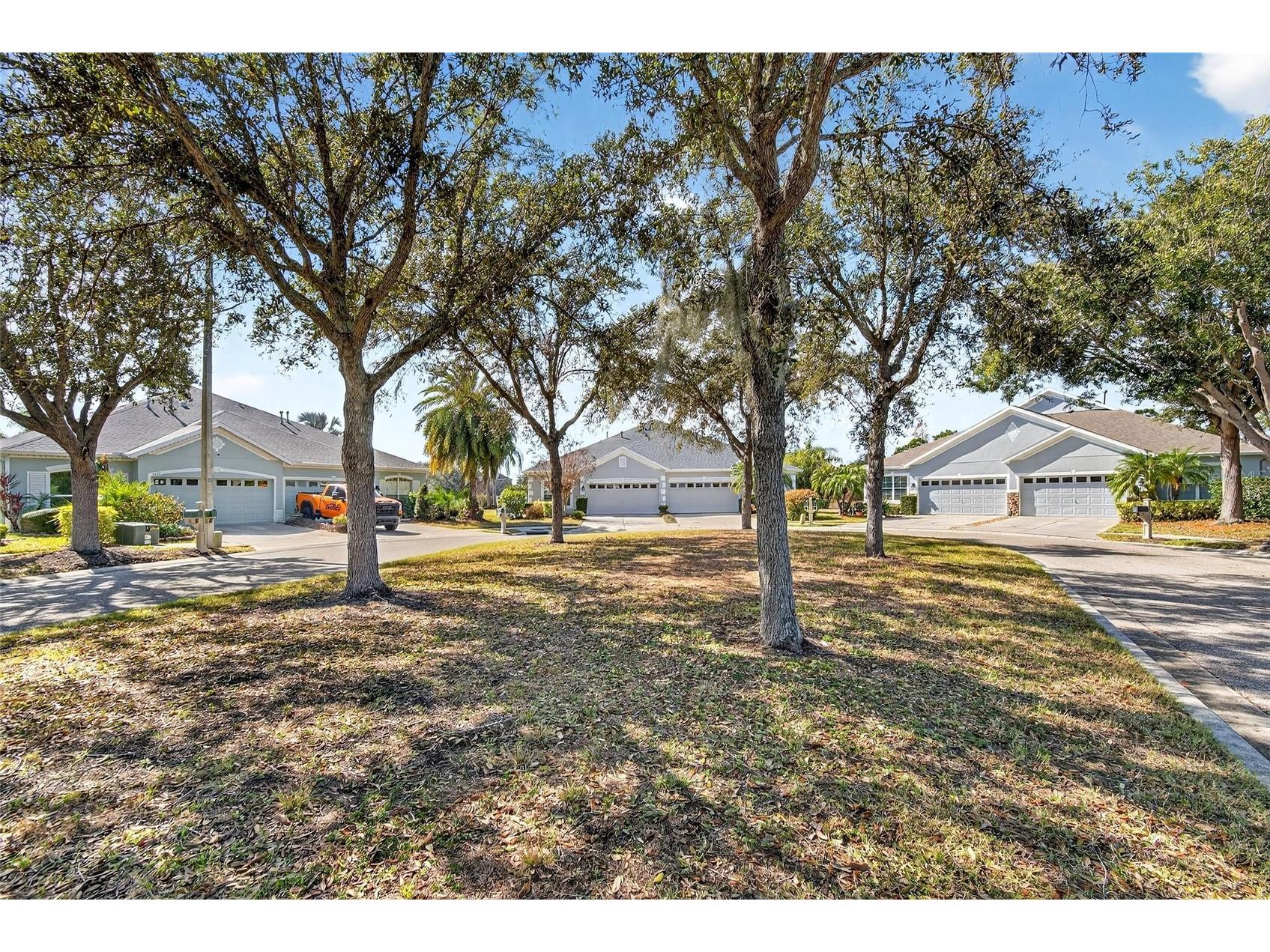 7403 Surrey Wood Lane Apollo Beach FL 33572 TB8473832 image64
