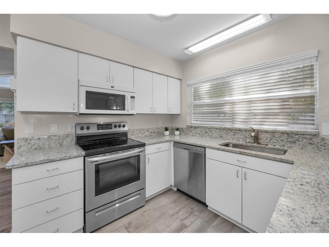 7404 Clearview Drive Tampa FL 33634 TB8447095 image10