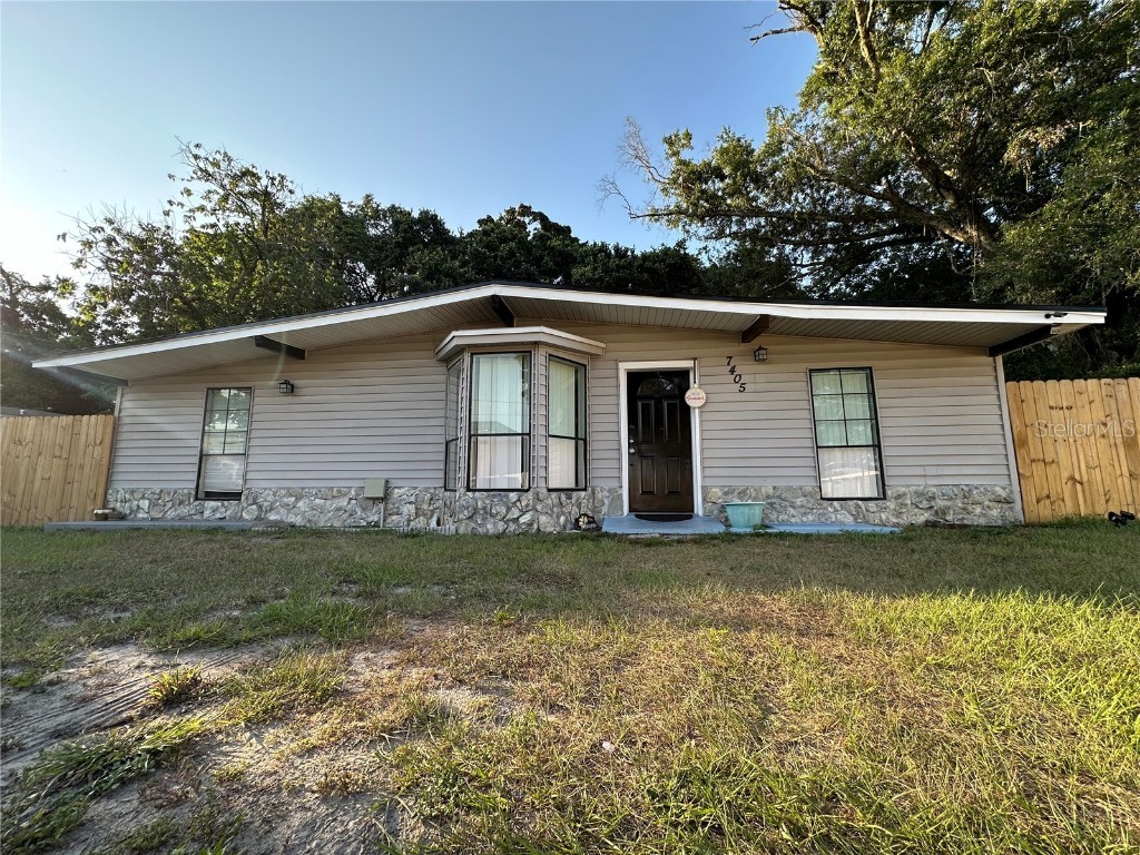 7405 Albany Drive Tampa FL 33625 TB8310981 image1