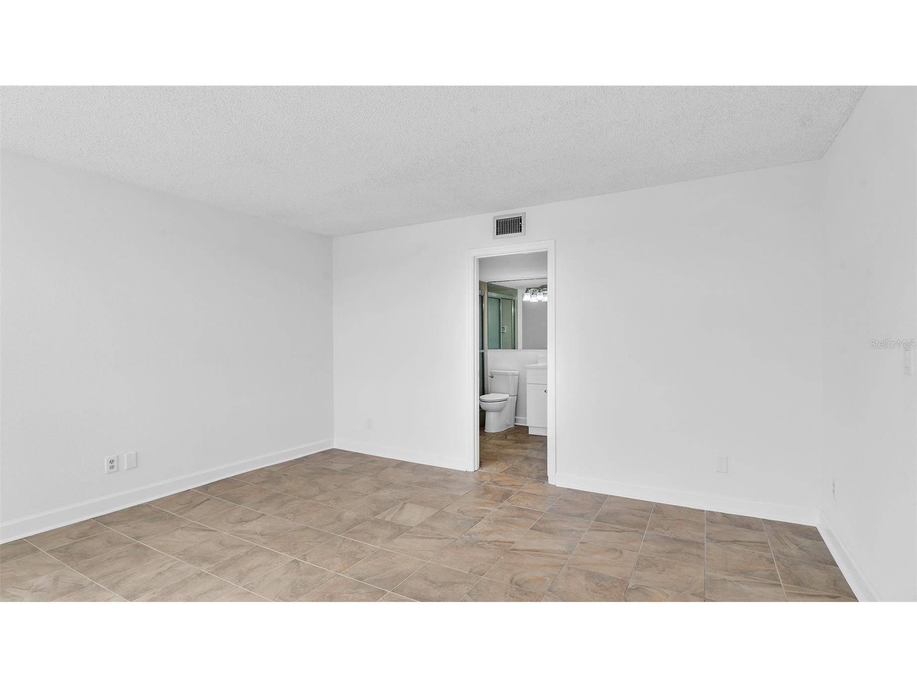 7405 Bay Island Drive S #121 South Pasadena FL 33707 TB8486742 image12