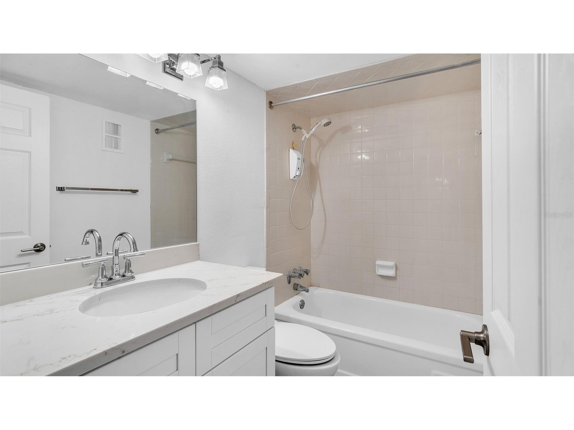 7405 Bay Island Drive S #121 South Pasadena FL 33707 TB8486742 image17