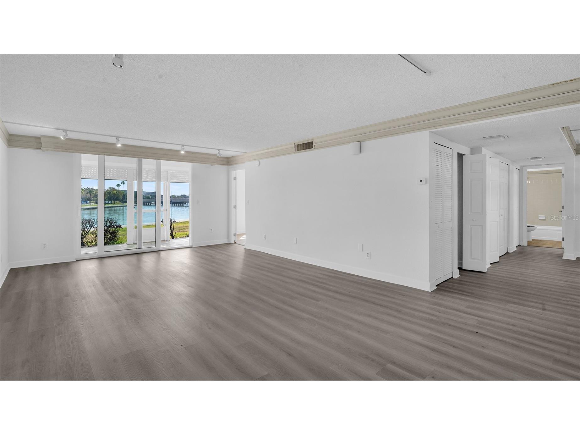 7405 Bay Island Drive S #121 South Pasadena FL 33707 TB8486742 image8