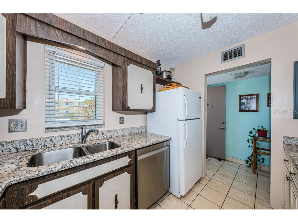 7405 Bay Island Drive S #220 South Pasadena FL 33707 TB8355107 image11