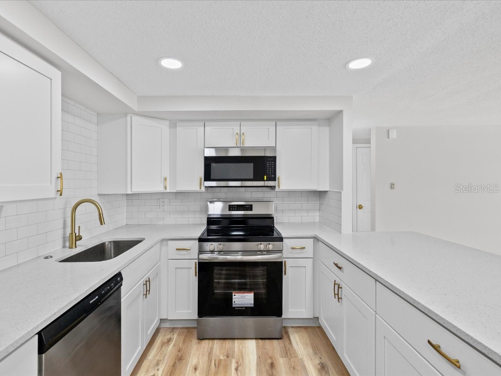 7405 Country Club Drive Hudson FL 34667 TB8428298 image2