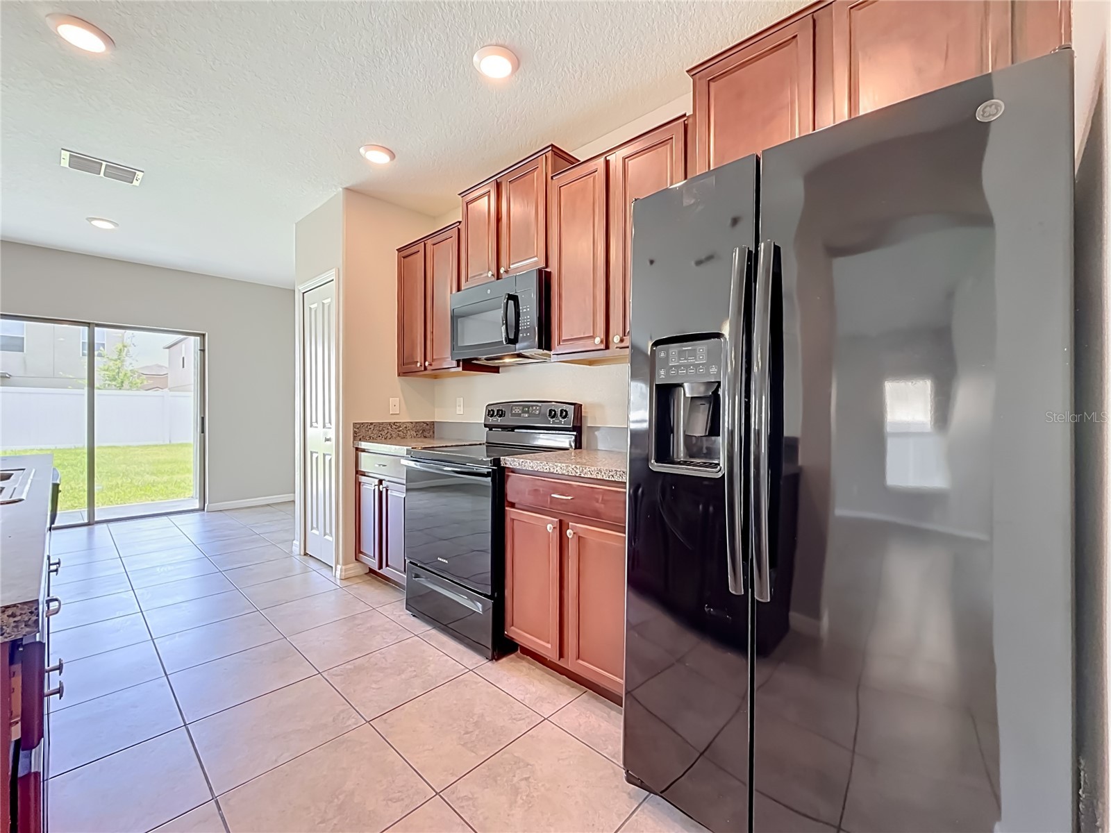 7405 Evening Primrose Court Tampa FL 33619 C7526099 image17