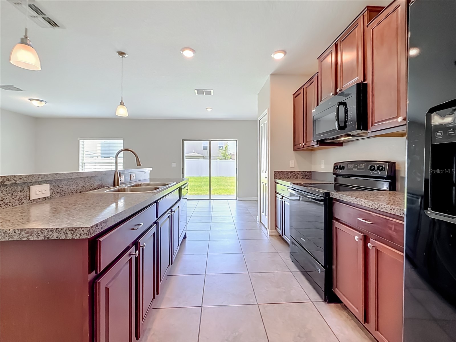 7405 Evening Primrose Court Tampa FL 33619 C7526099 image19