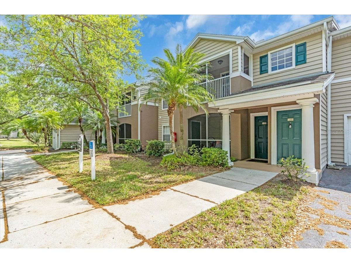 7405 Vista Way #202 Lakewood Ranch FL 34202 A4682228 image1