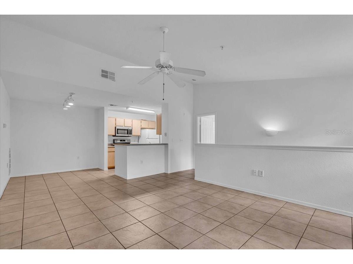 7405 Vista Way #202 Lakewood Ranch FL 34202 A4682228 image6