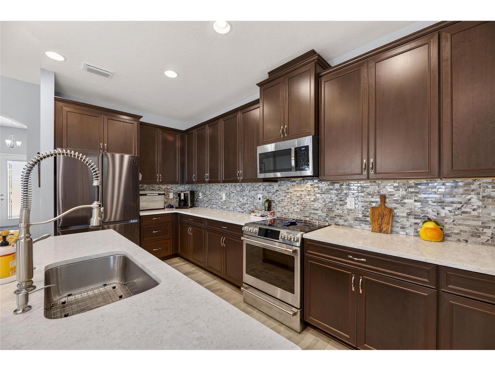 7406 Futura Place Apollo Beach FL 33572 TB8467057 image13