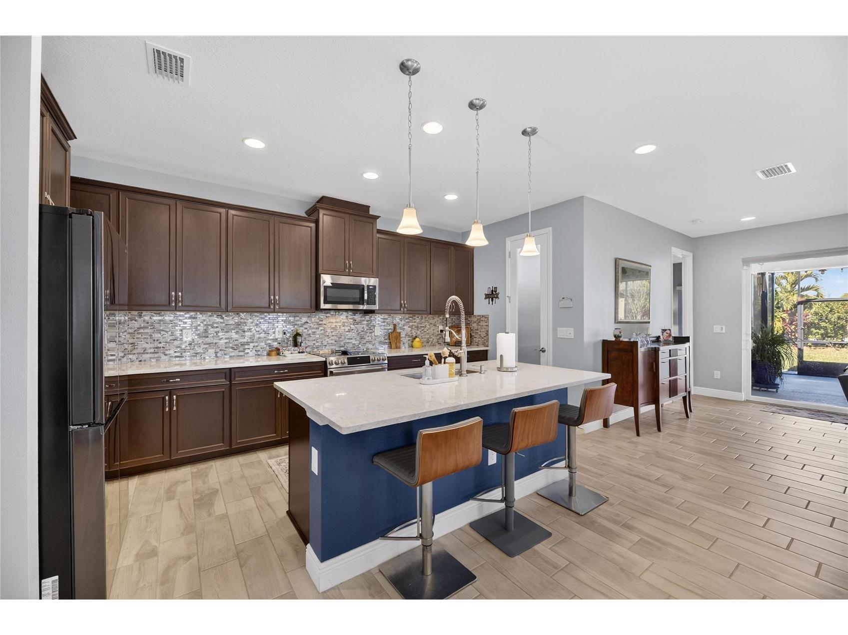7406 Futura Place Apollo Beach FL 33572 TB8467057 image15