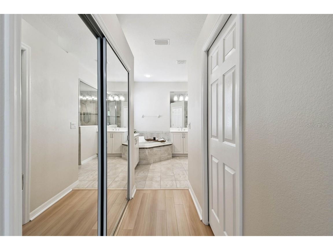 7406 Lake Forest Glen Lakewood Ranch FL 34202 A4665064 image22