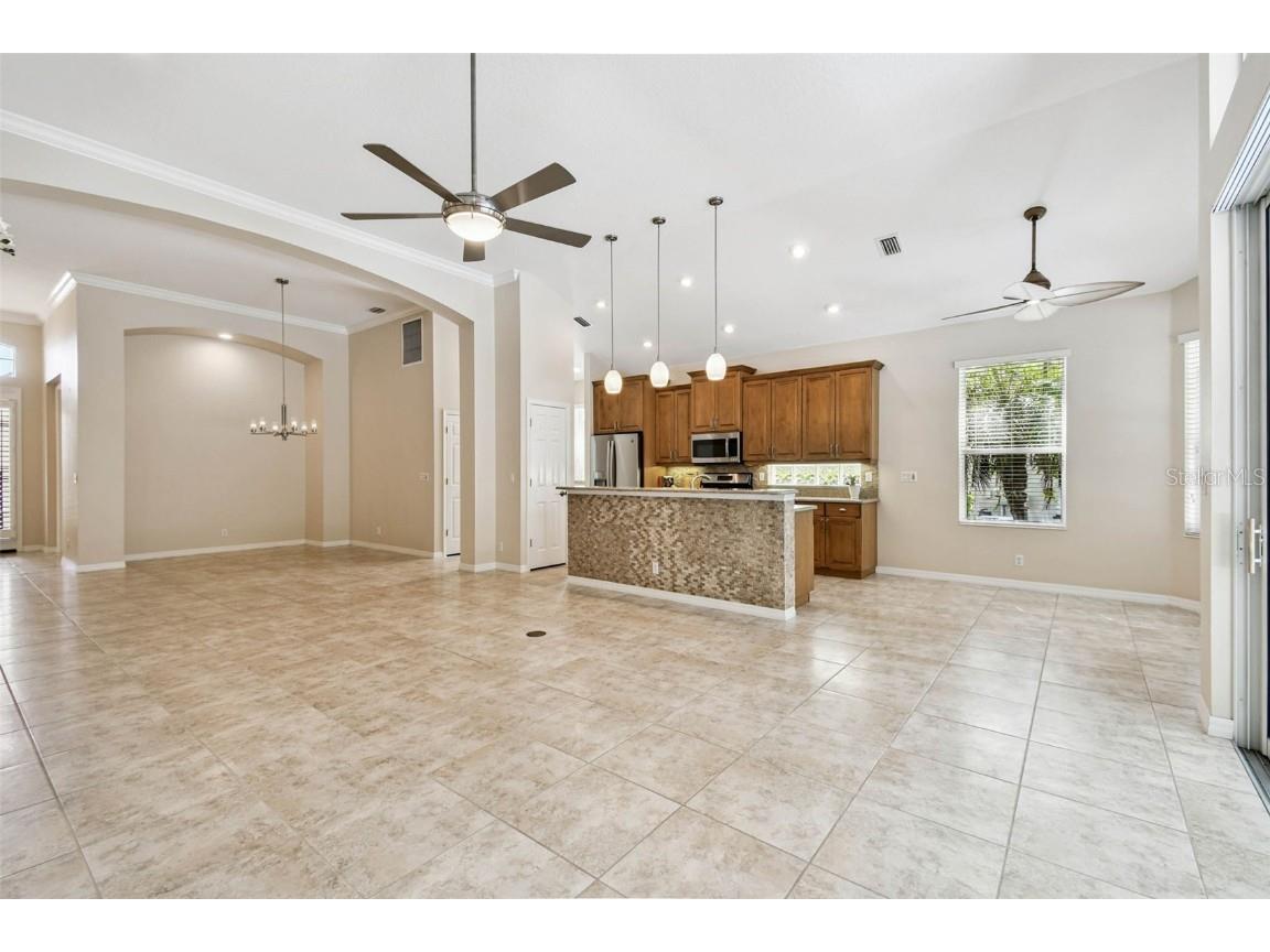 7406 Lake Forest Glen Lakewood Ranch FL 34202 A4665064 image7