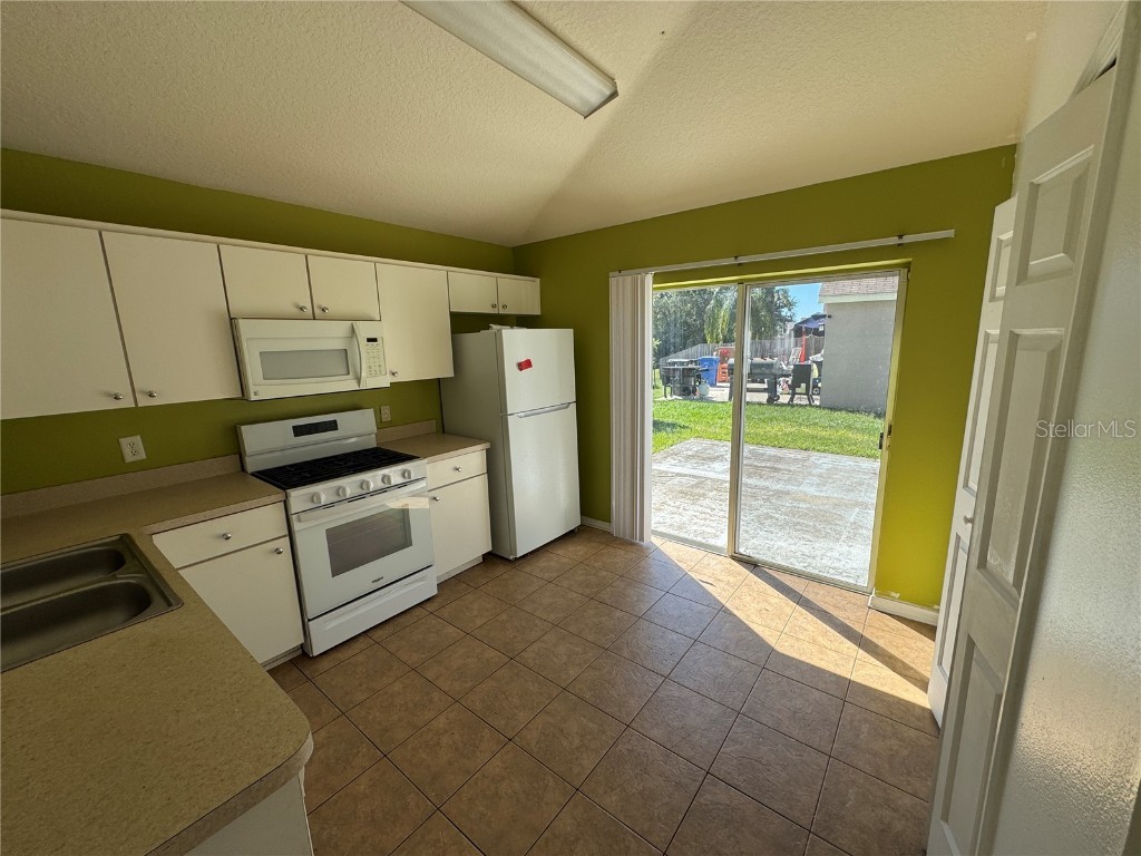 7406 Oxford Garden Circle Apollo Beach FL 33572 TB8415936 image12