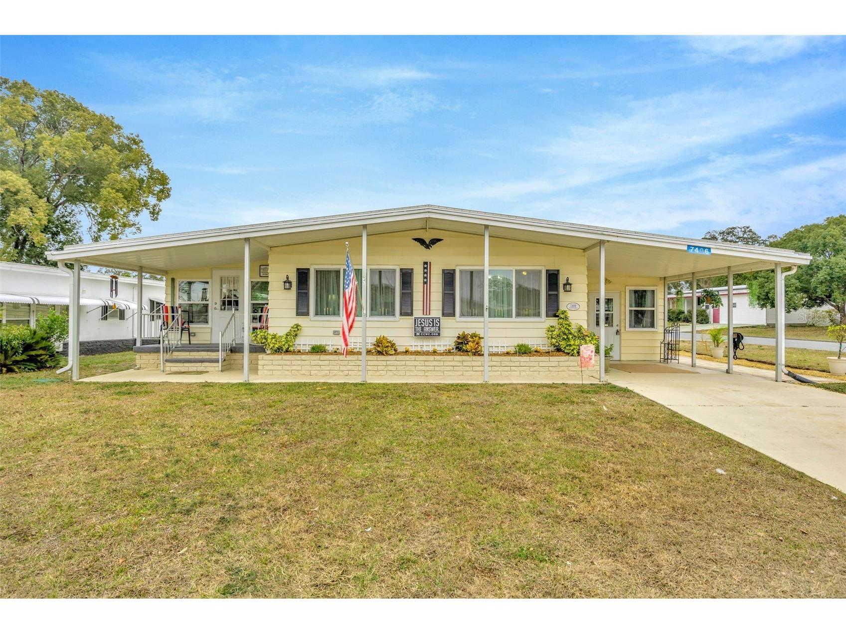 7406 Western Circle Drive Brooksville FL 34613 TB8342631 image1