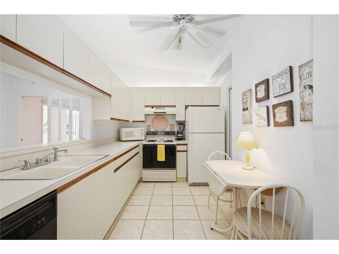 7407 29th Avenue Drive W #2288 Bradenton FL 34209 A4670679 image8