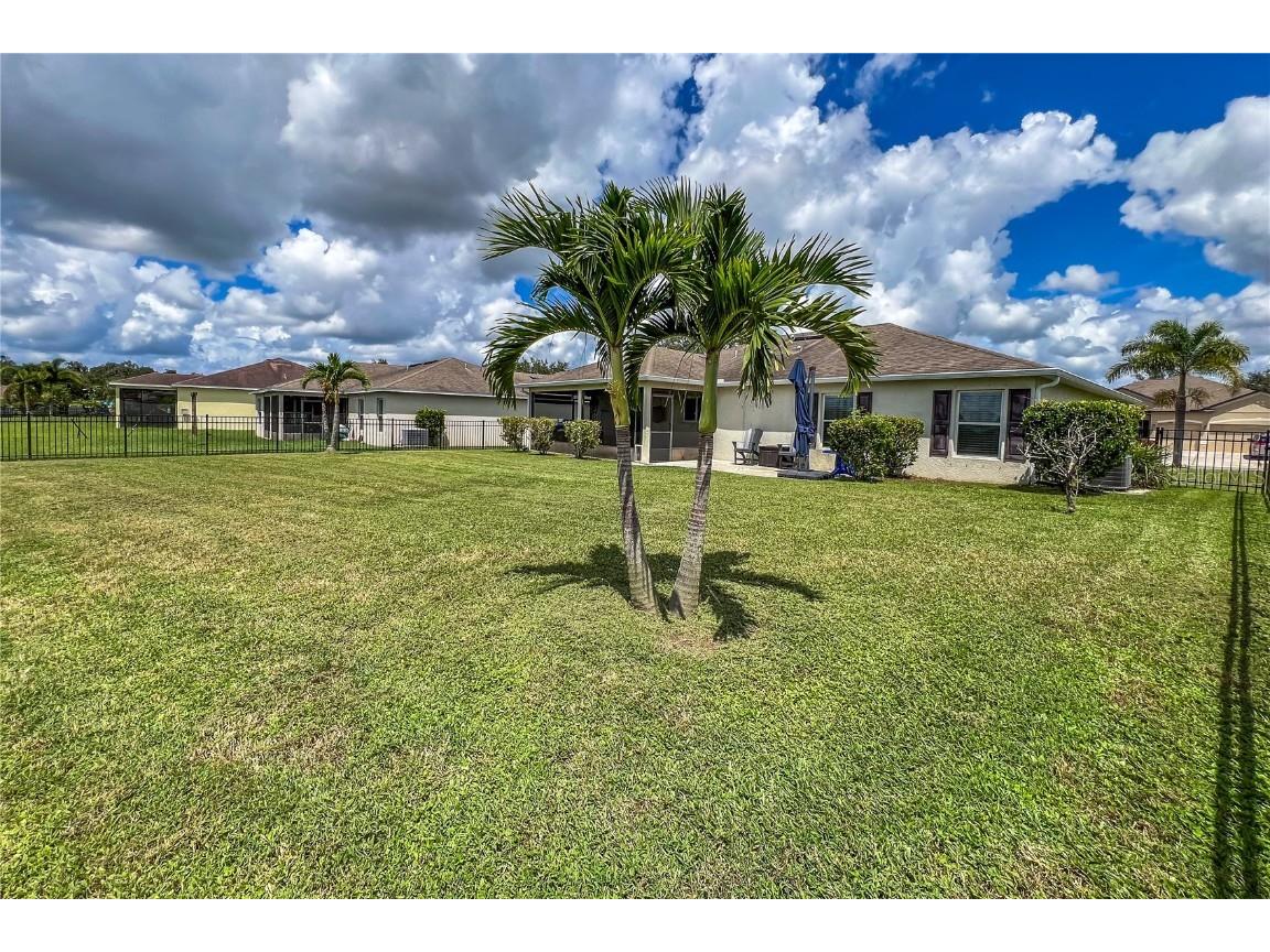 7407 64th Street E Palmetto FL 34221 A4621418 image4