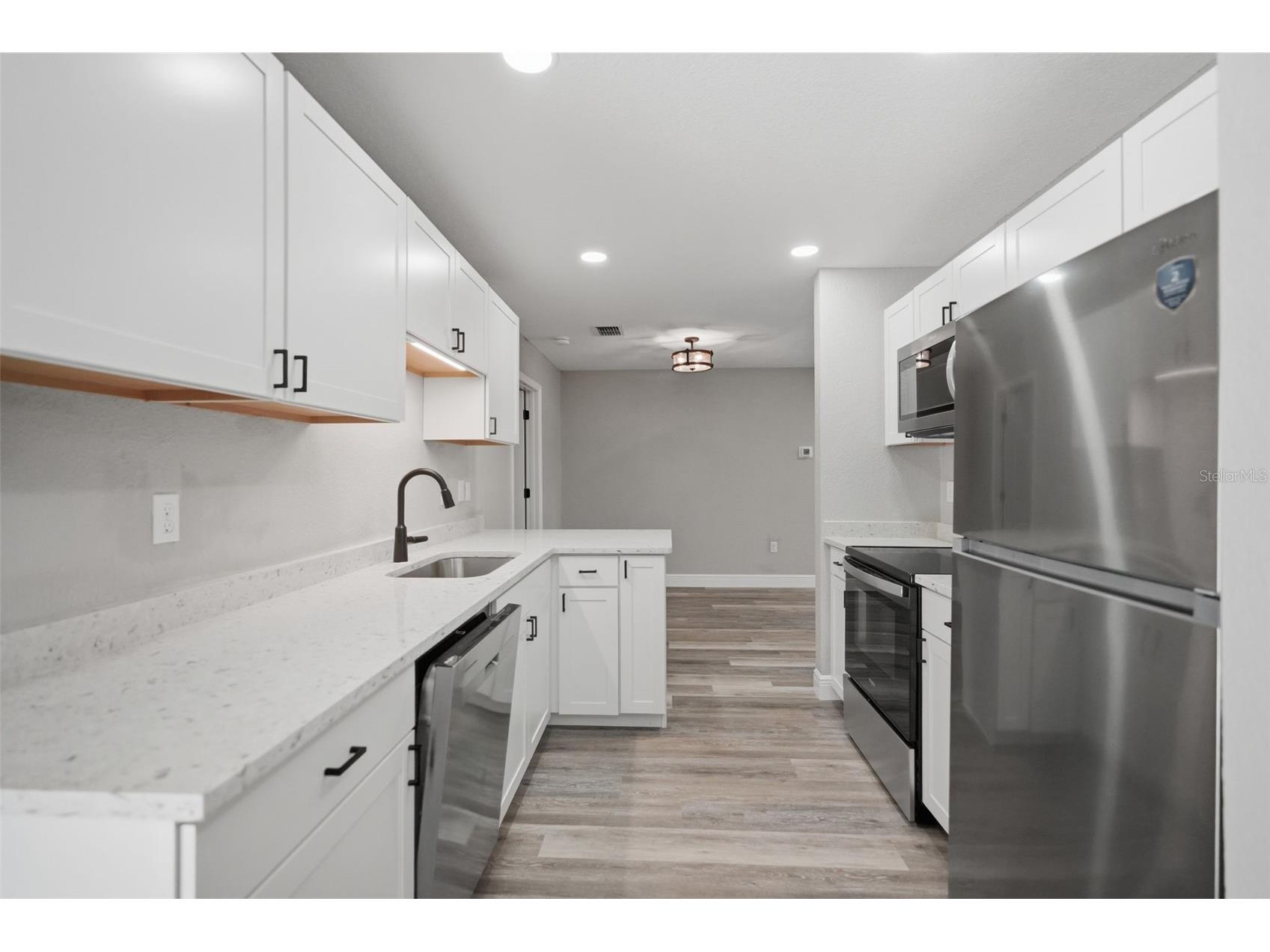 7407 Dundee Way Weeki Wachee FL 34613 W7886880 image13
