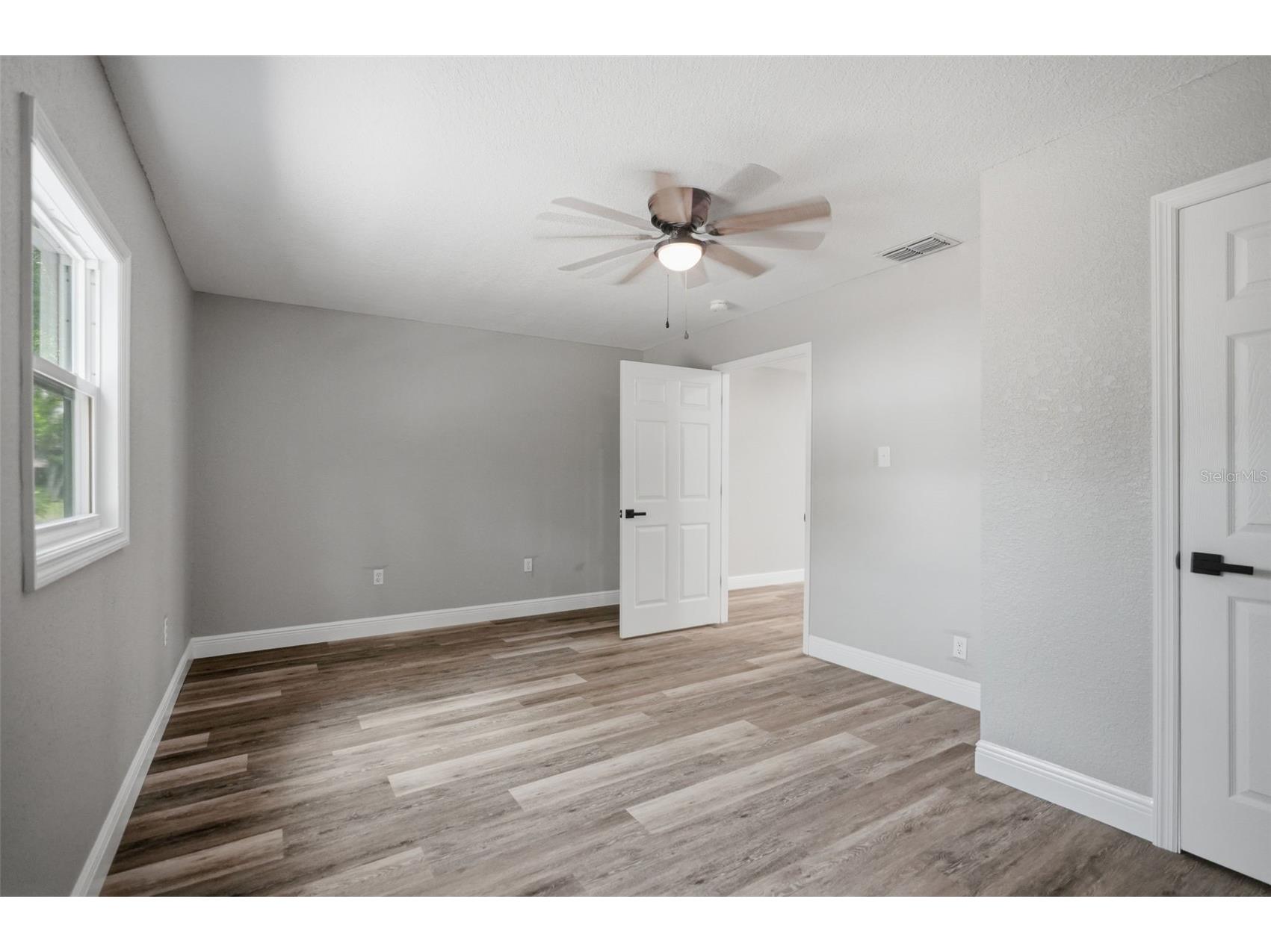 7407 Dundee Way Weeki Wachee FL 34613 W7886880 image22