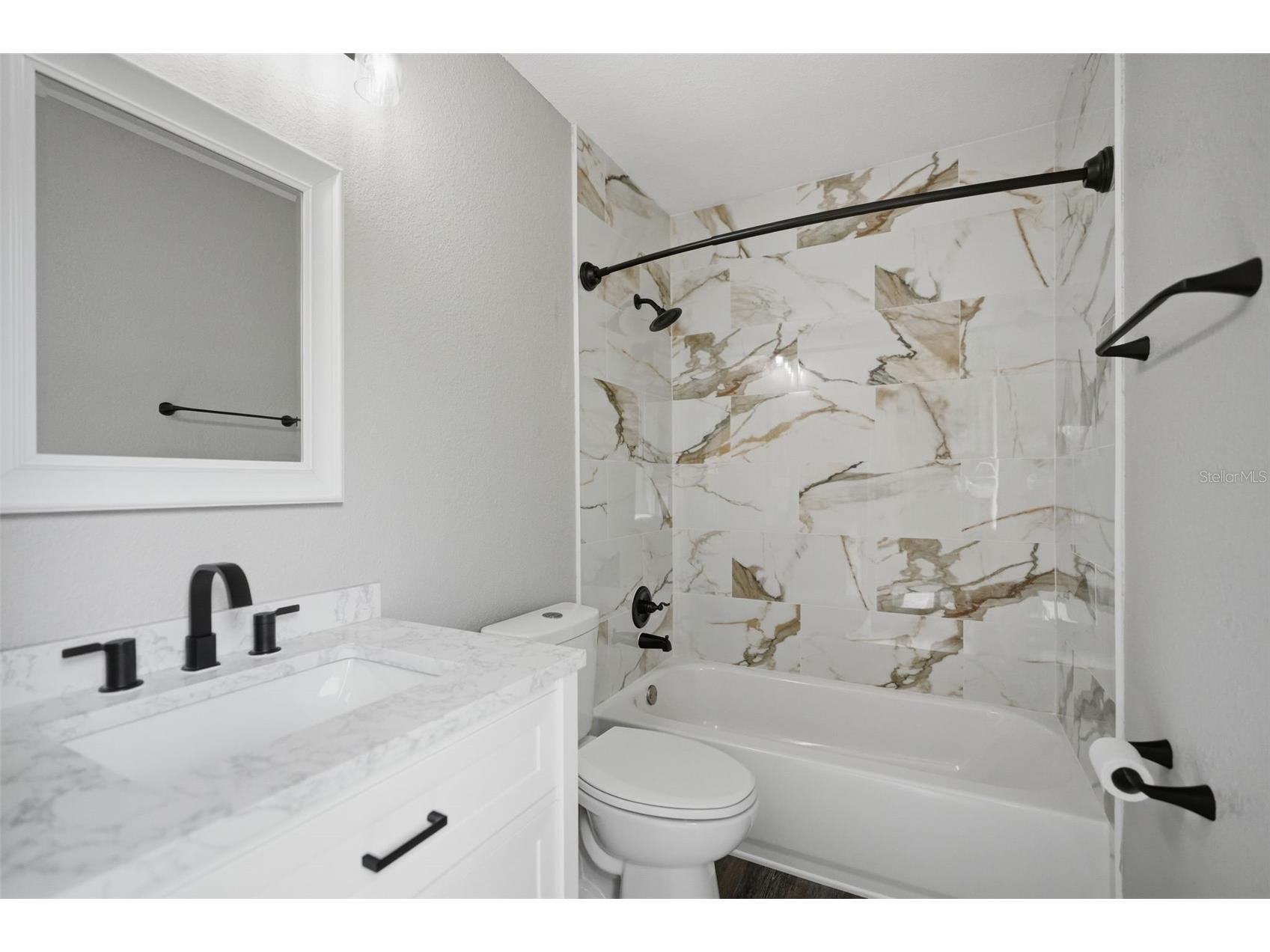 7407 Dundee Way Weeki Wachee FL 34613 W7886880 image6