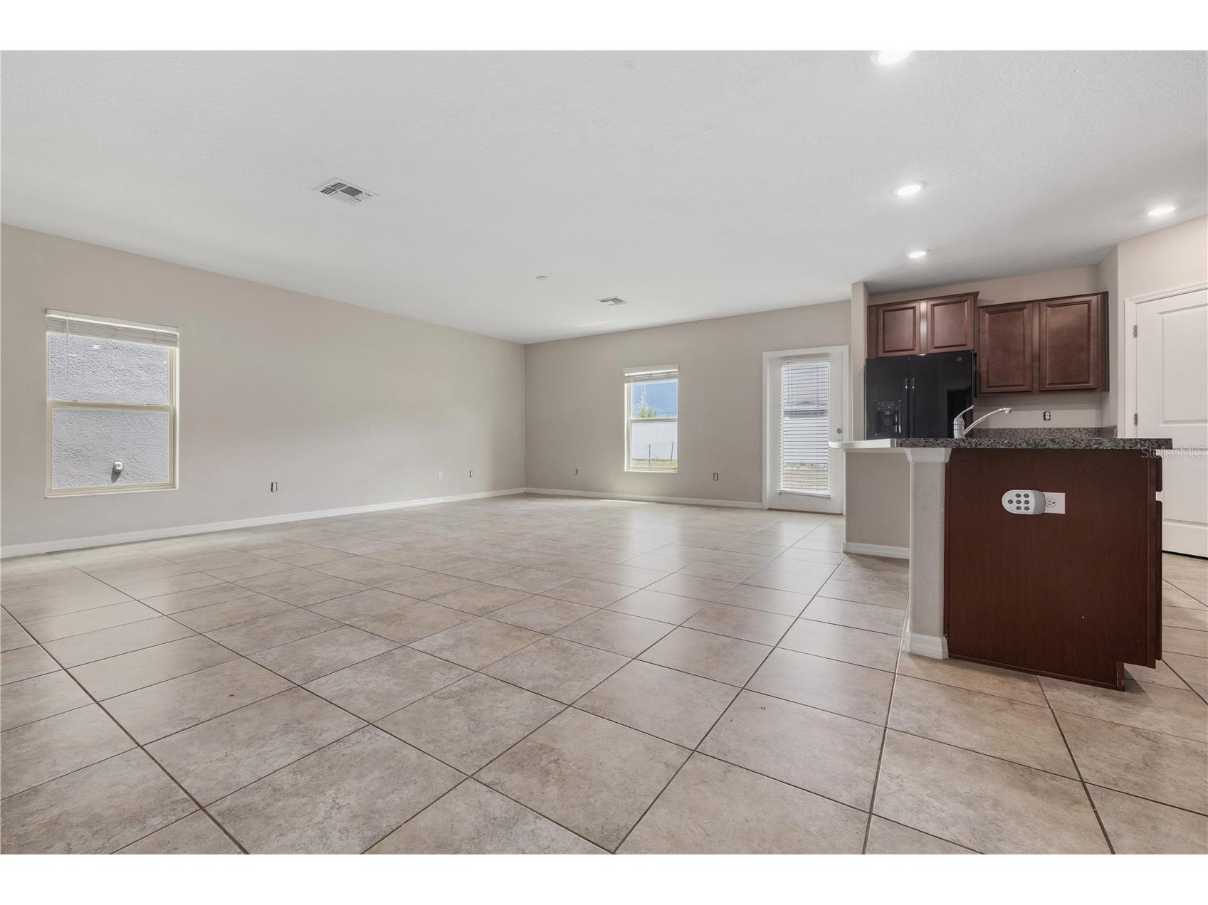 7407 Rosy Periwinkle Court Tampa FL 33619 TB8502011 image4
