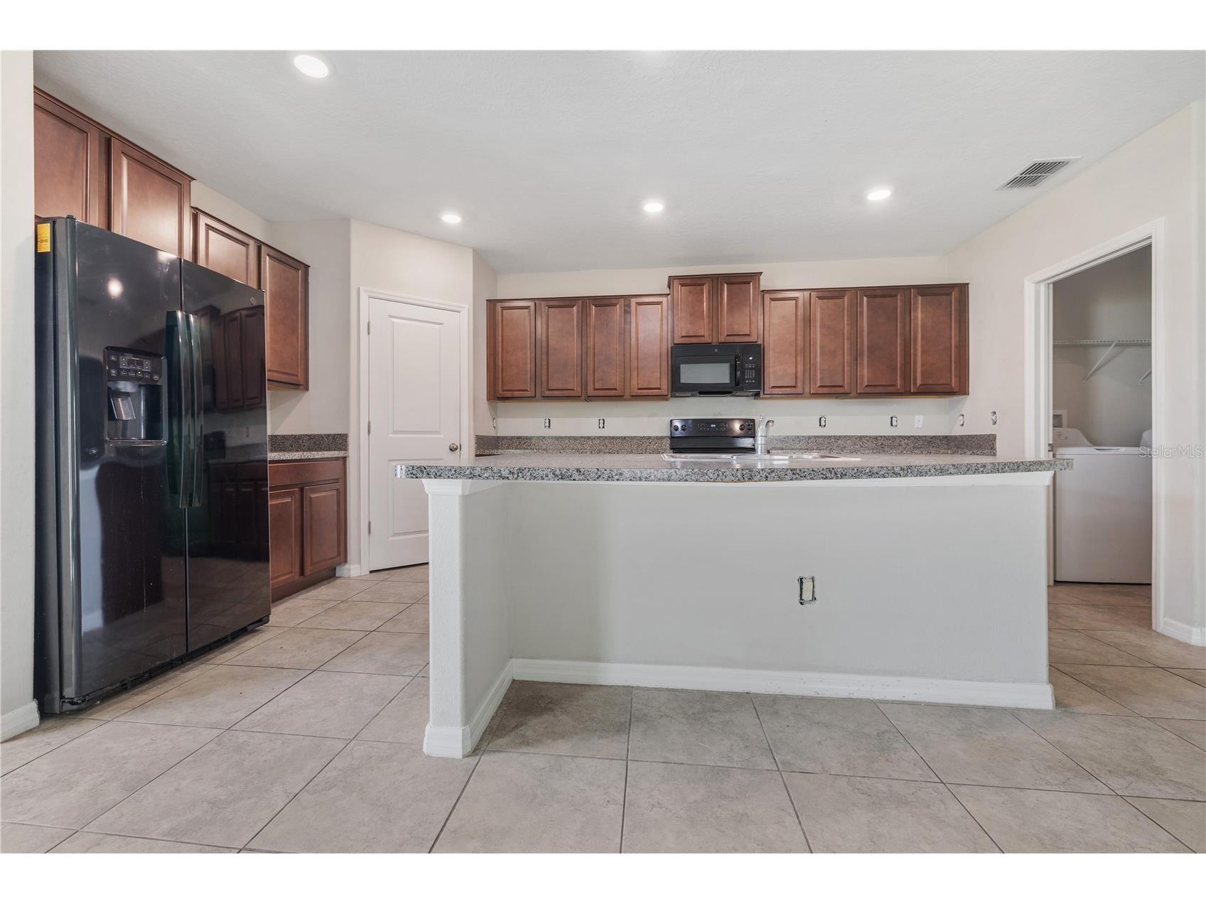7407 Rosy Periwinkle Court Tampa FL 33619 TB8502011 image6