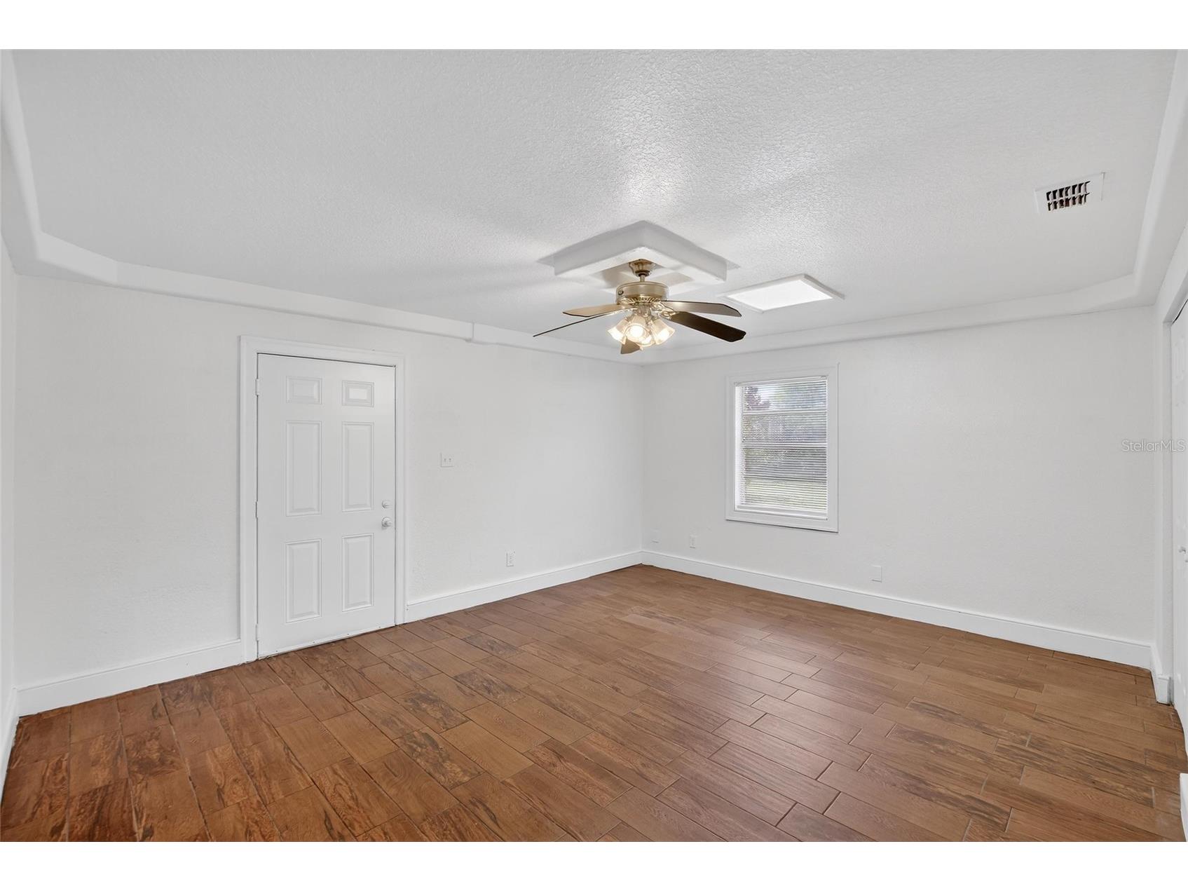 7407 S 33rd Avenue S Tampa FL 33619 TB8482151 image22
