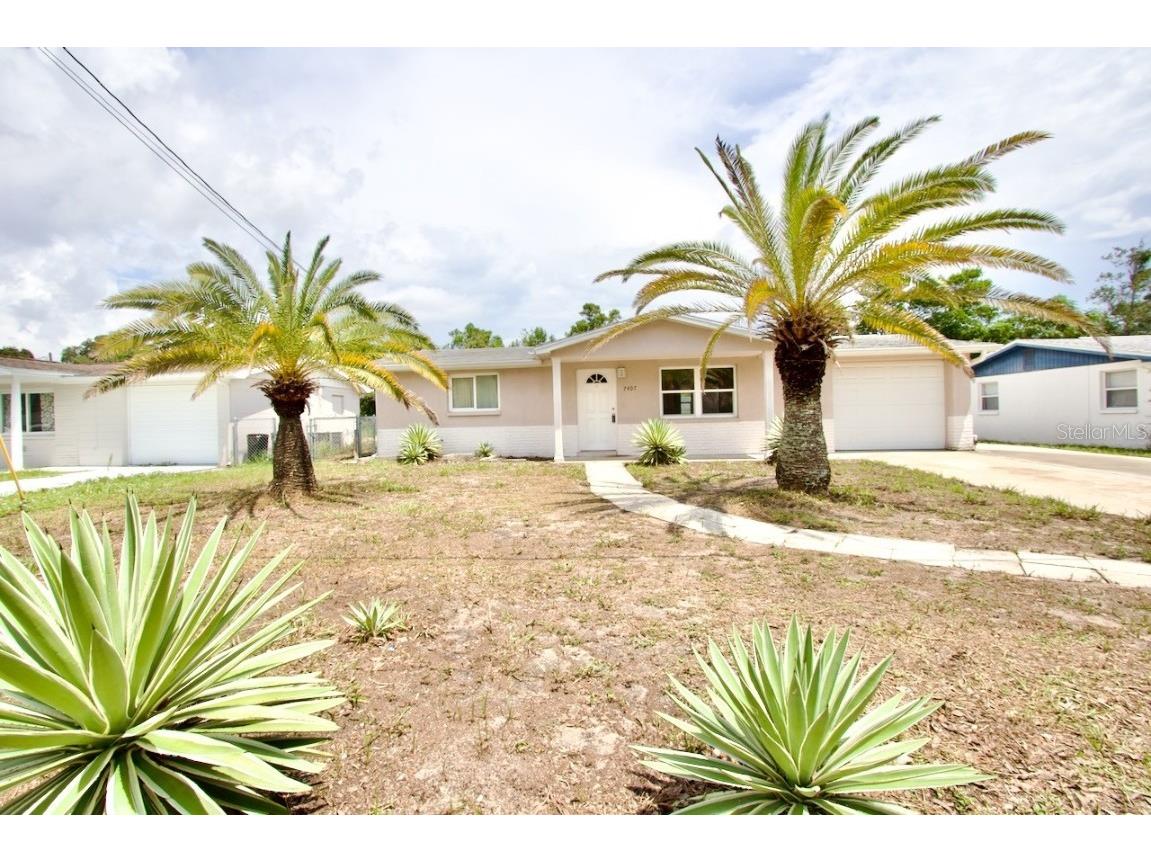 7407 University Drive Hudson FL 34667 W7857126 image1