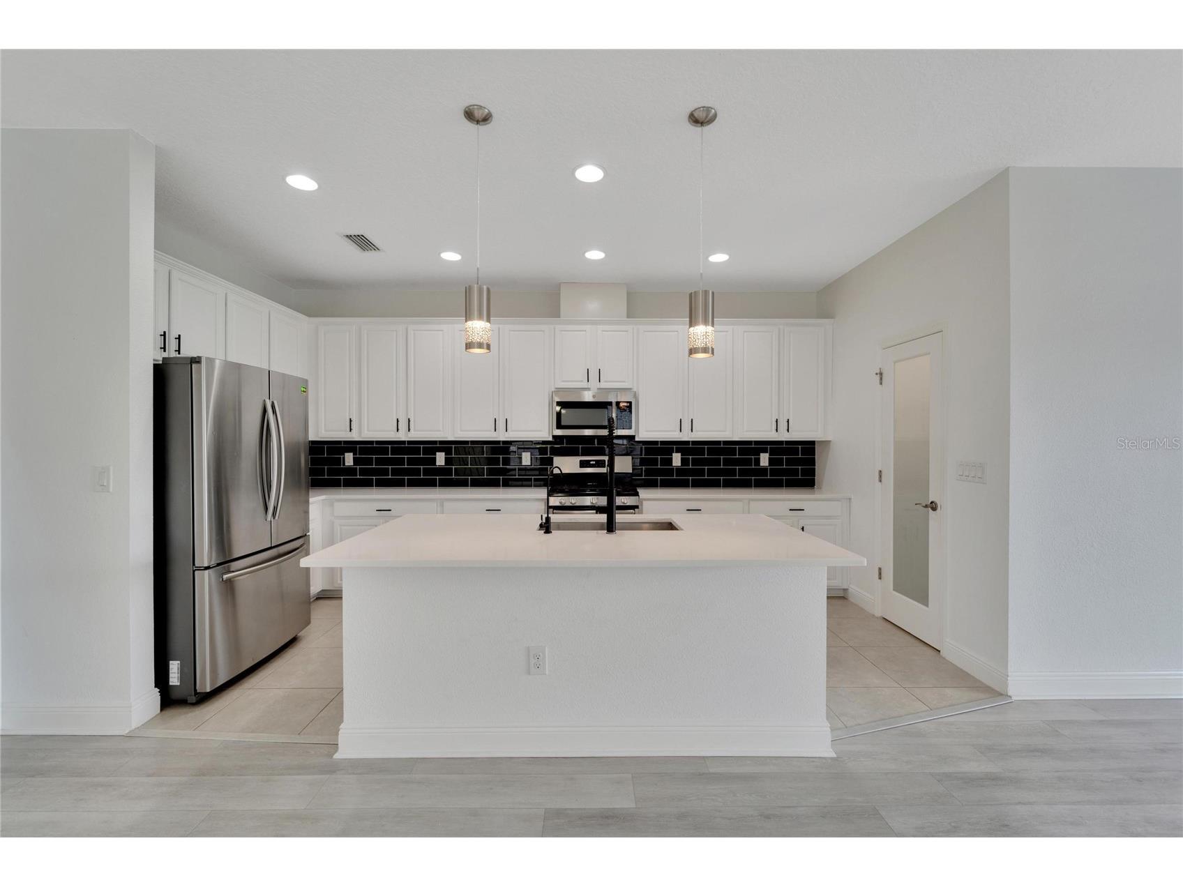 7408 Sungold Meadow Court Apollo Beach FL 33572 TB8400632 image29