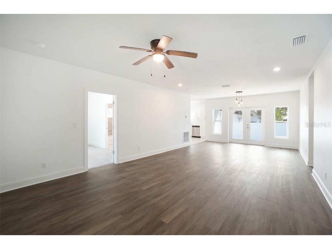 7409 & 7411 E 23rd Avenue Tampa FL 33619 TB8350075 image10