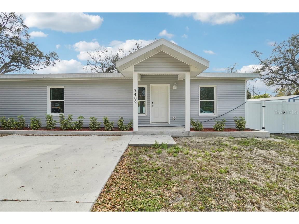 7409 & 7411 E 23rd Avenue Tampa FL 33619 TB8350075 image2