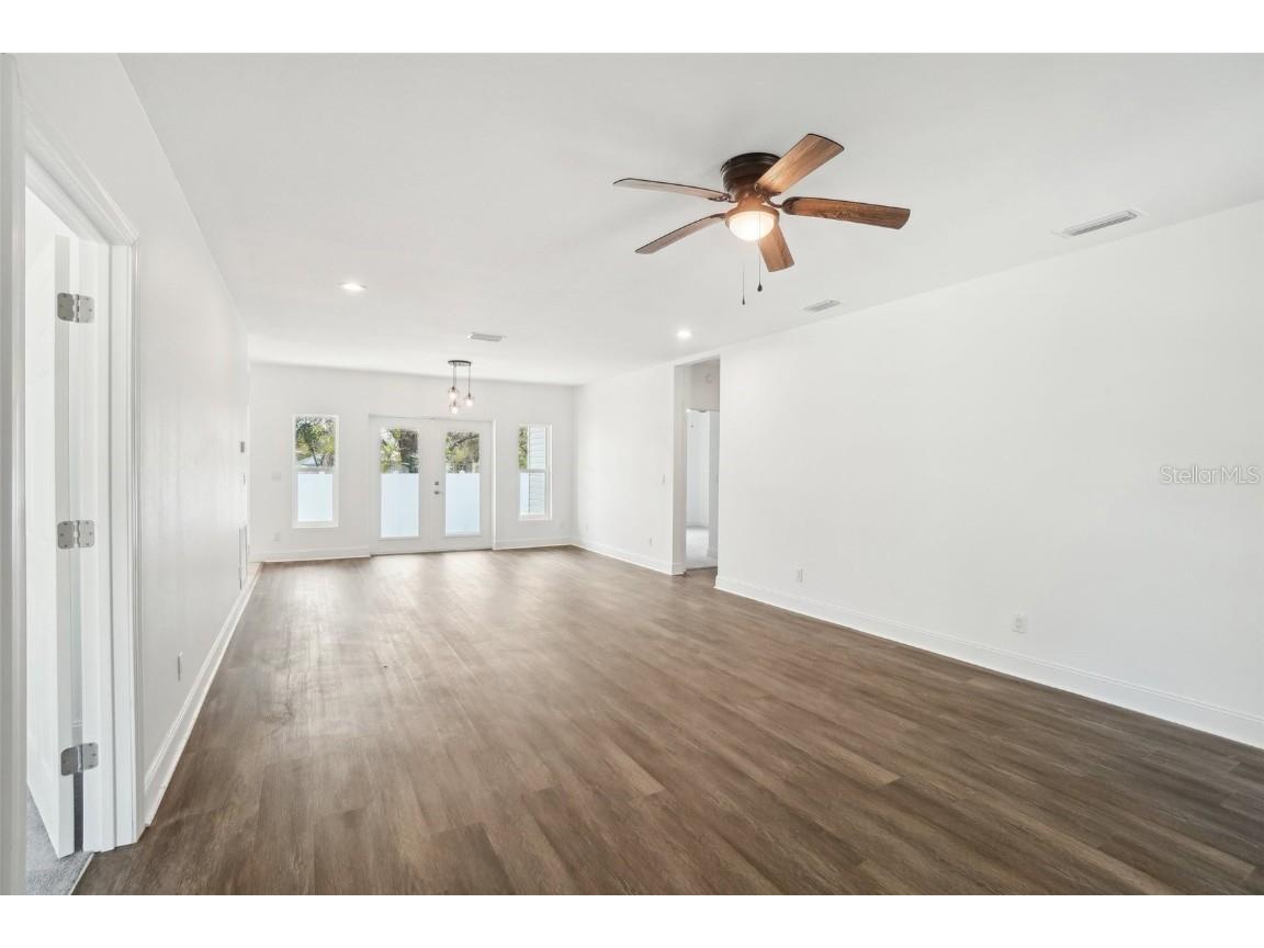 7409 & 7411 E 23rd Avenue Tampa FL 33619 TB8350075 image9