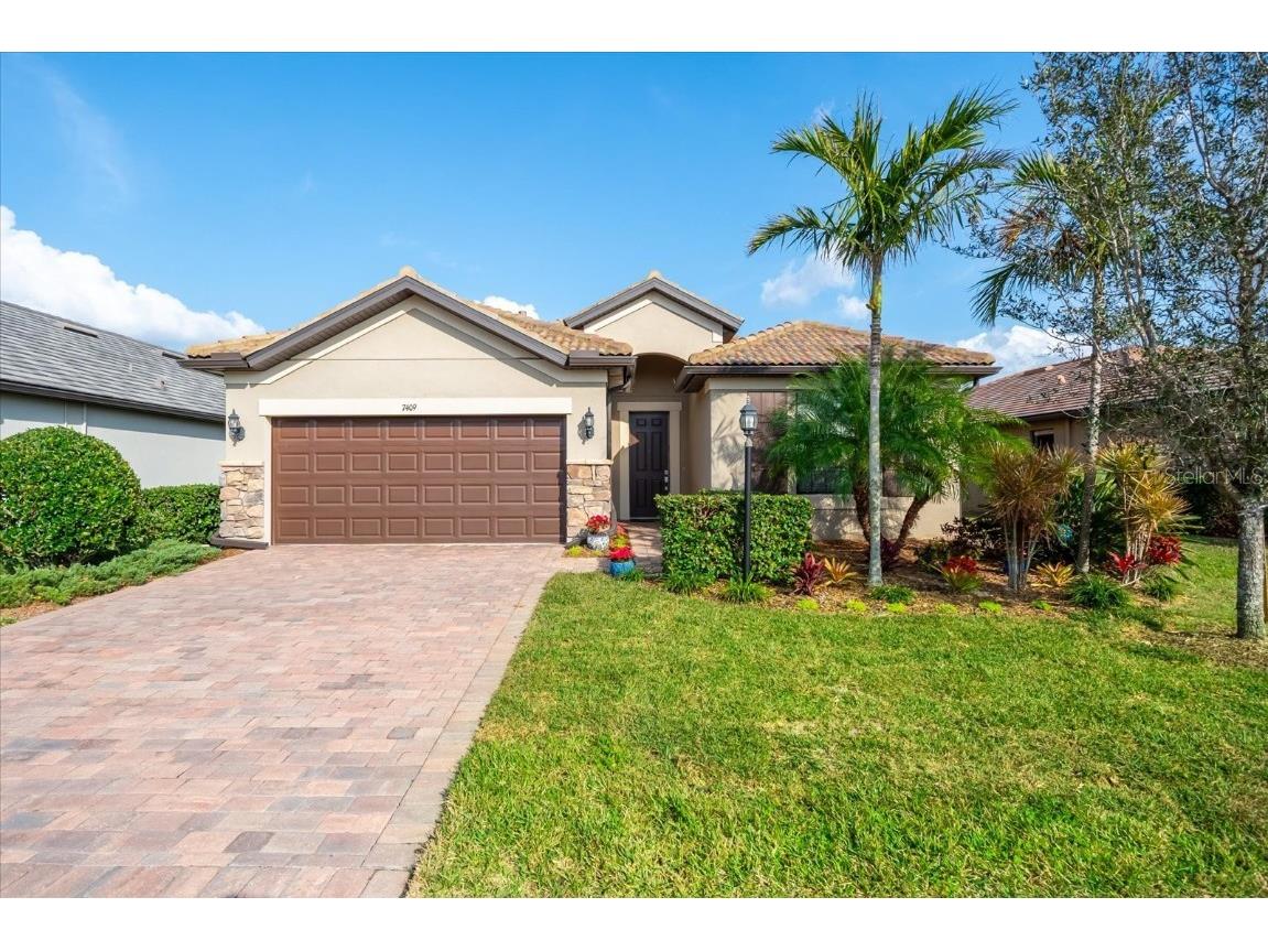 7409 Chester Trail Bradenton FL 34202 A4638574 image1