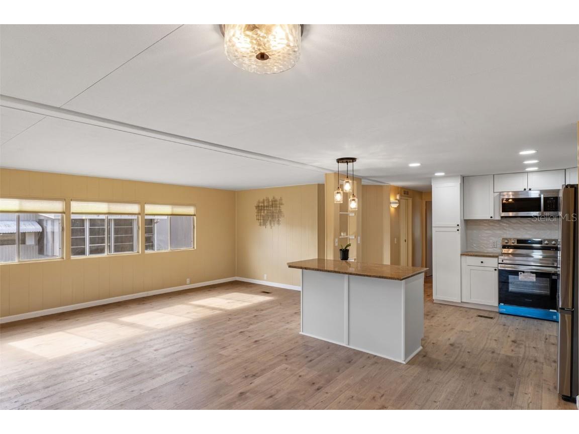 7409 Eastern Circle Drive Brooksville FL 34613 TB8455111 image7