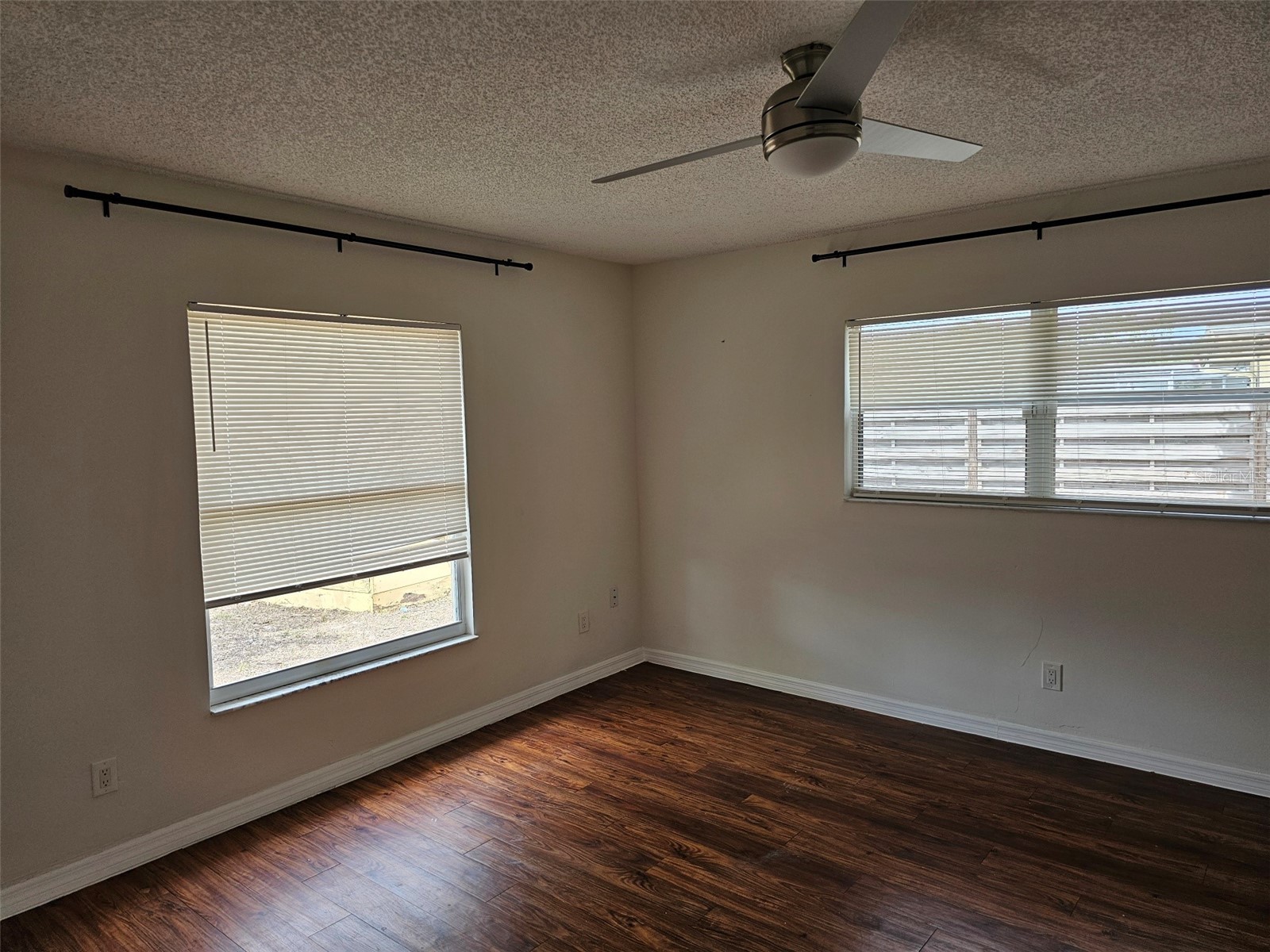 7409 Manatee Street Sarasota FL 34243 A4692702 image13