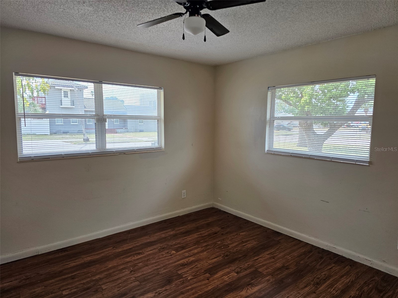 7409 Manatee Street Sarasota FL 34243 A4692702 image19