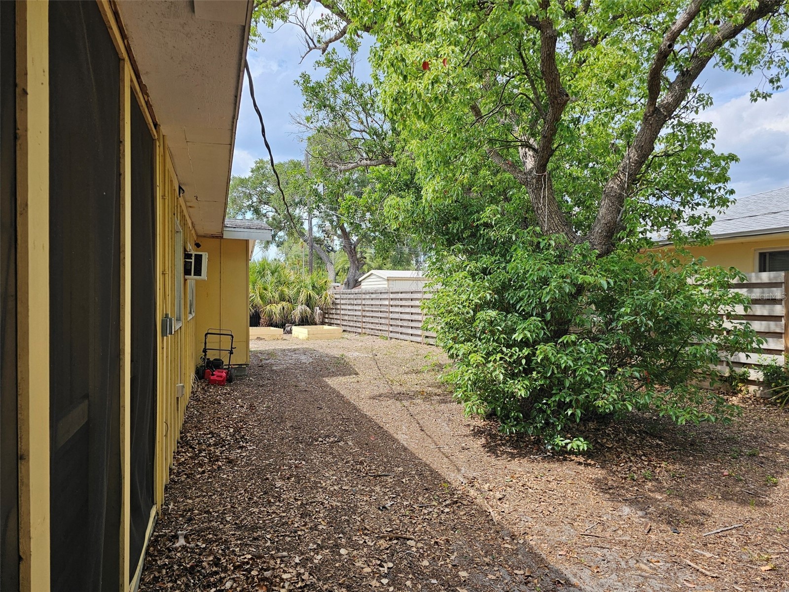 7409 Manatee Street Sarasota FL 34243 A4692702 image25
