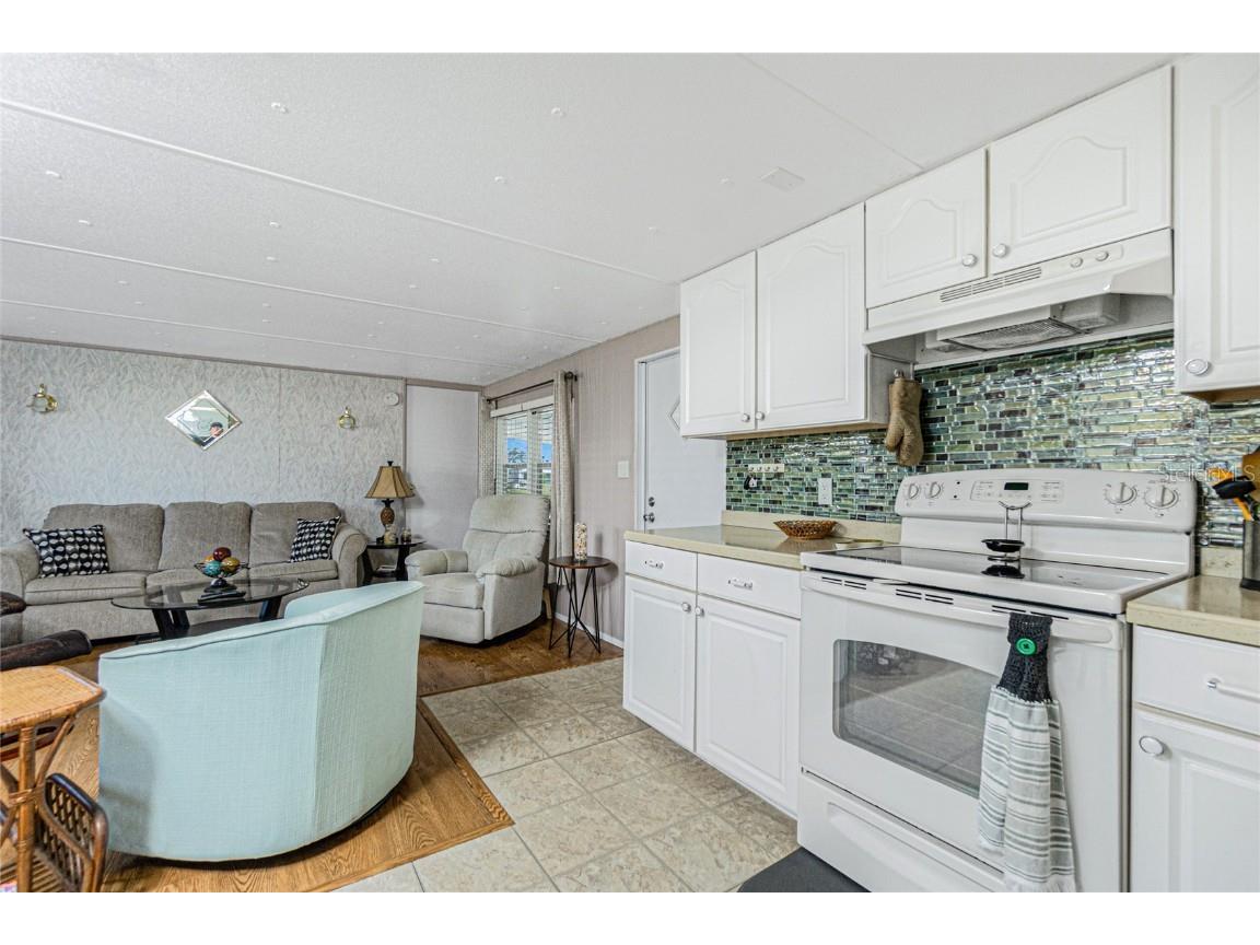 7409 Petula Avenue Port Charlotte FL 33981 - BUTTERFORD WATERWAY C7506426 image5