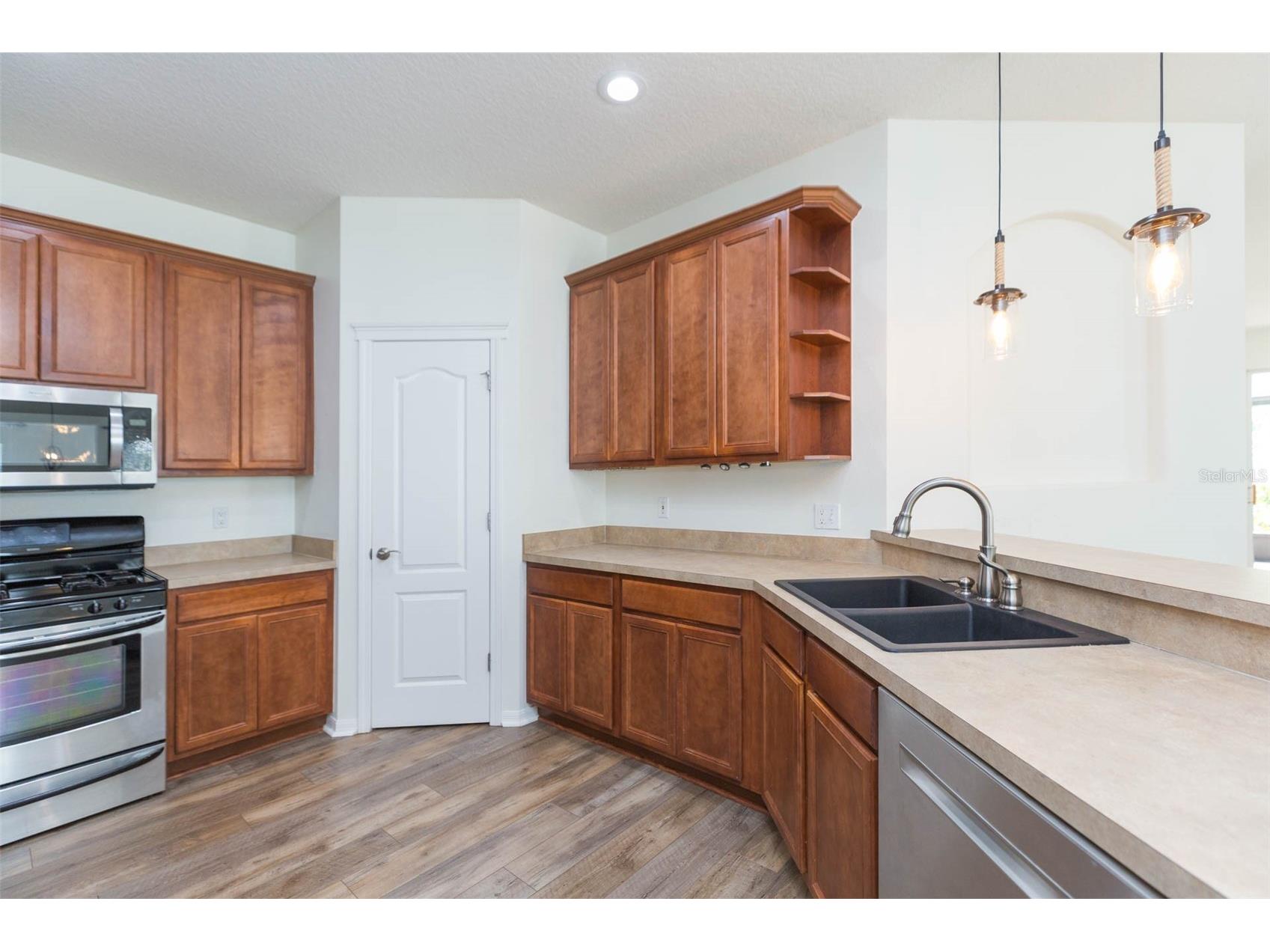 7409 Surrey Wood Lane Apollo Beach FL 33572 TB8478869 image15