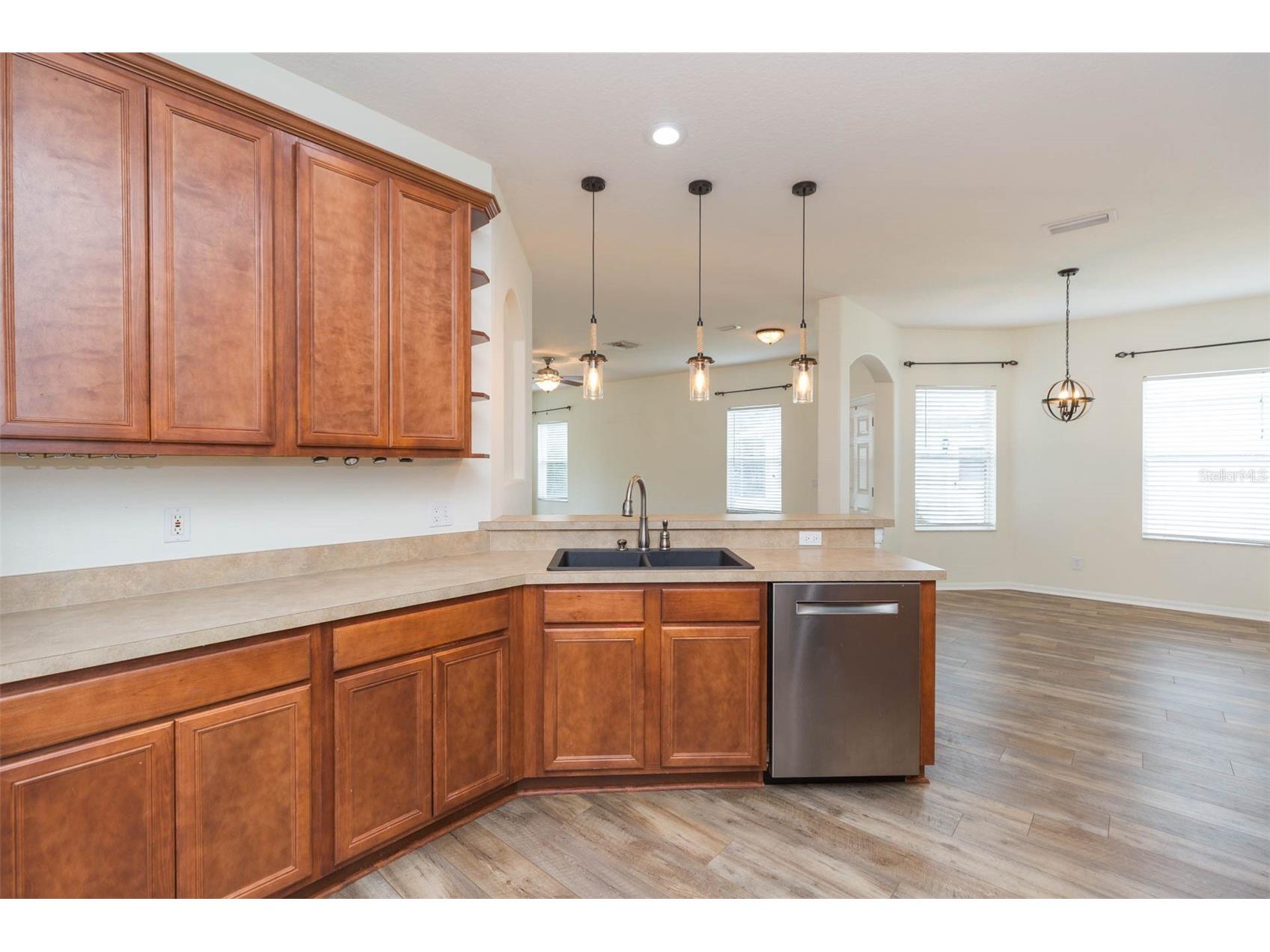 7409 Surrey Wood Lane Apollo Beach FL 33572 TB8478869 image17