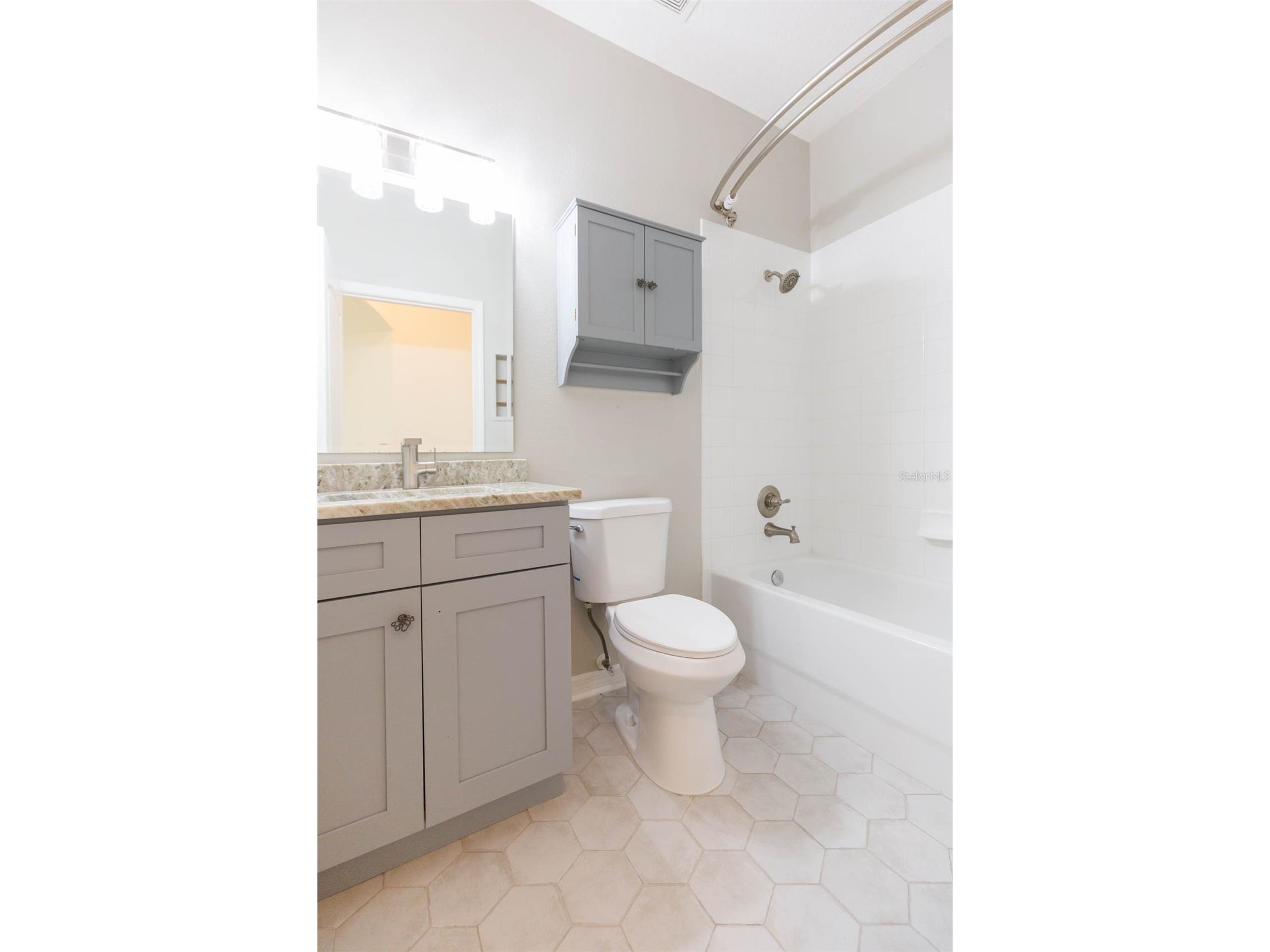 7409 Surrey Wood Lane Apollo Beach FL 33572 TB8478869 image20
