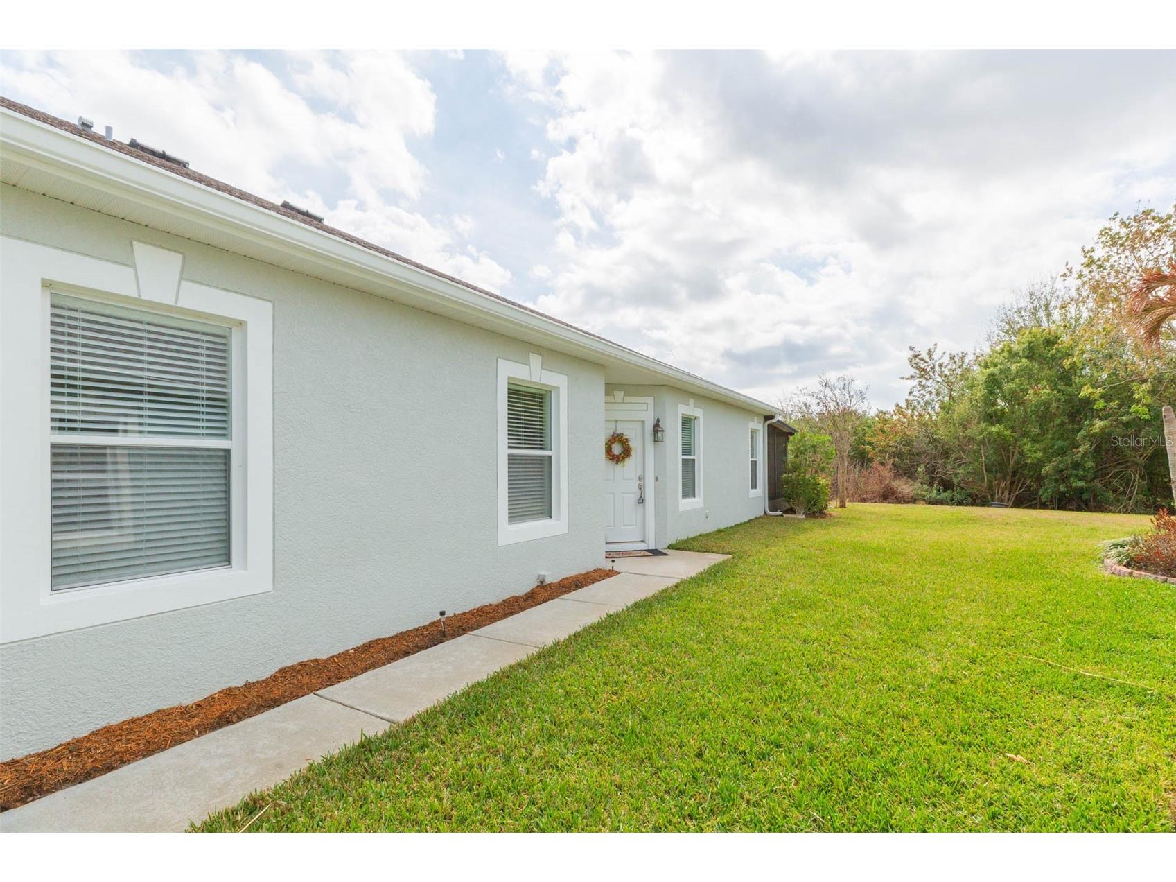 7409 Surrey Wood Lane Apollo Beach FL 33572 TB8478869 image4