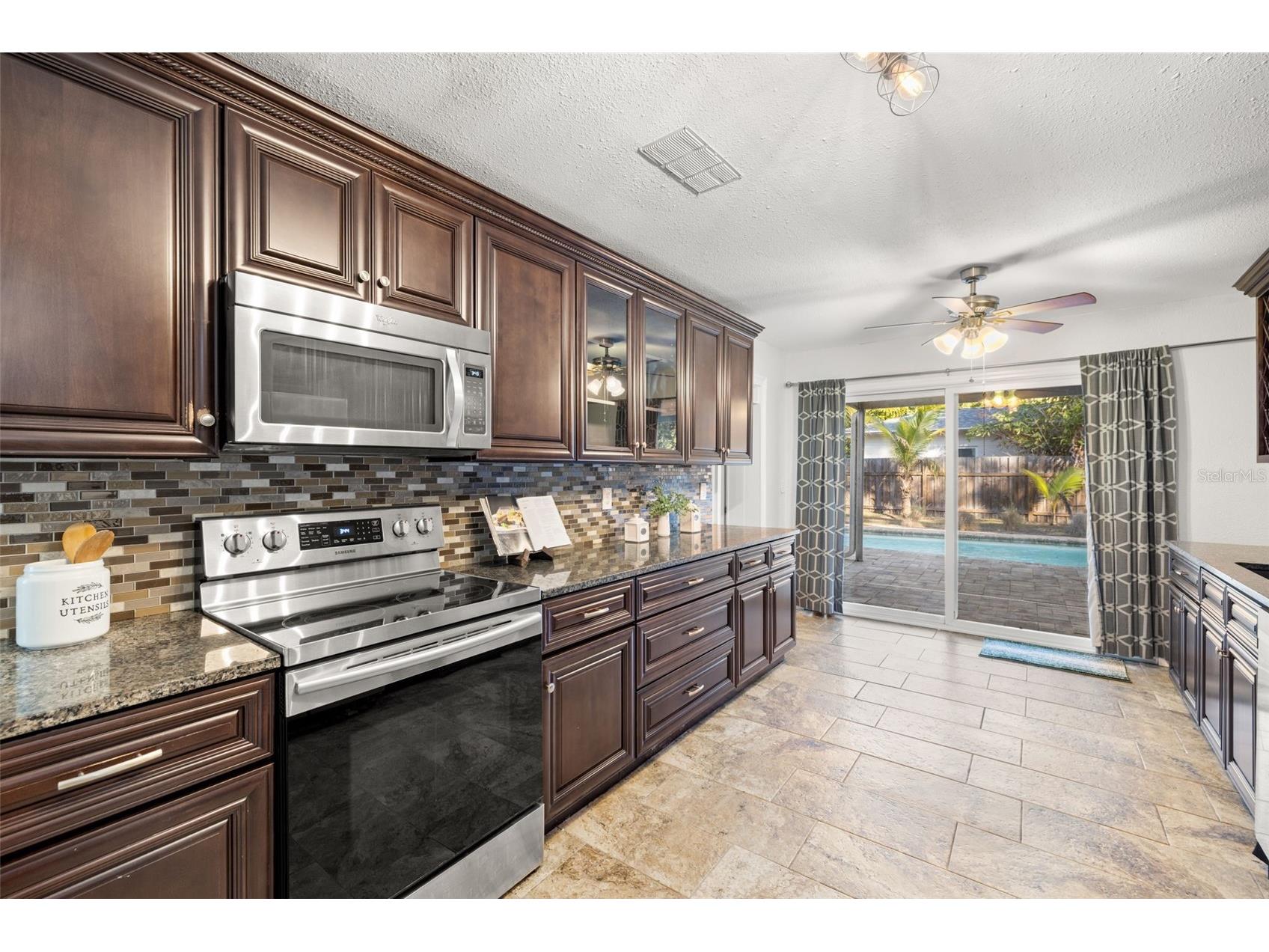 741 30th Avenue N Saint Petersburg FL 33701 TB8472933 image13