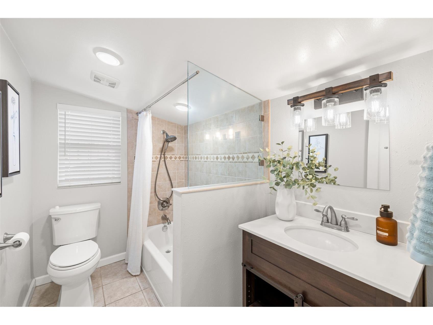 741 30th Avenue N Saint Petersburg FL 33701 TB8472933 image18